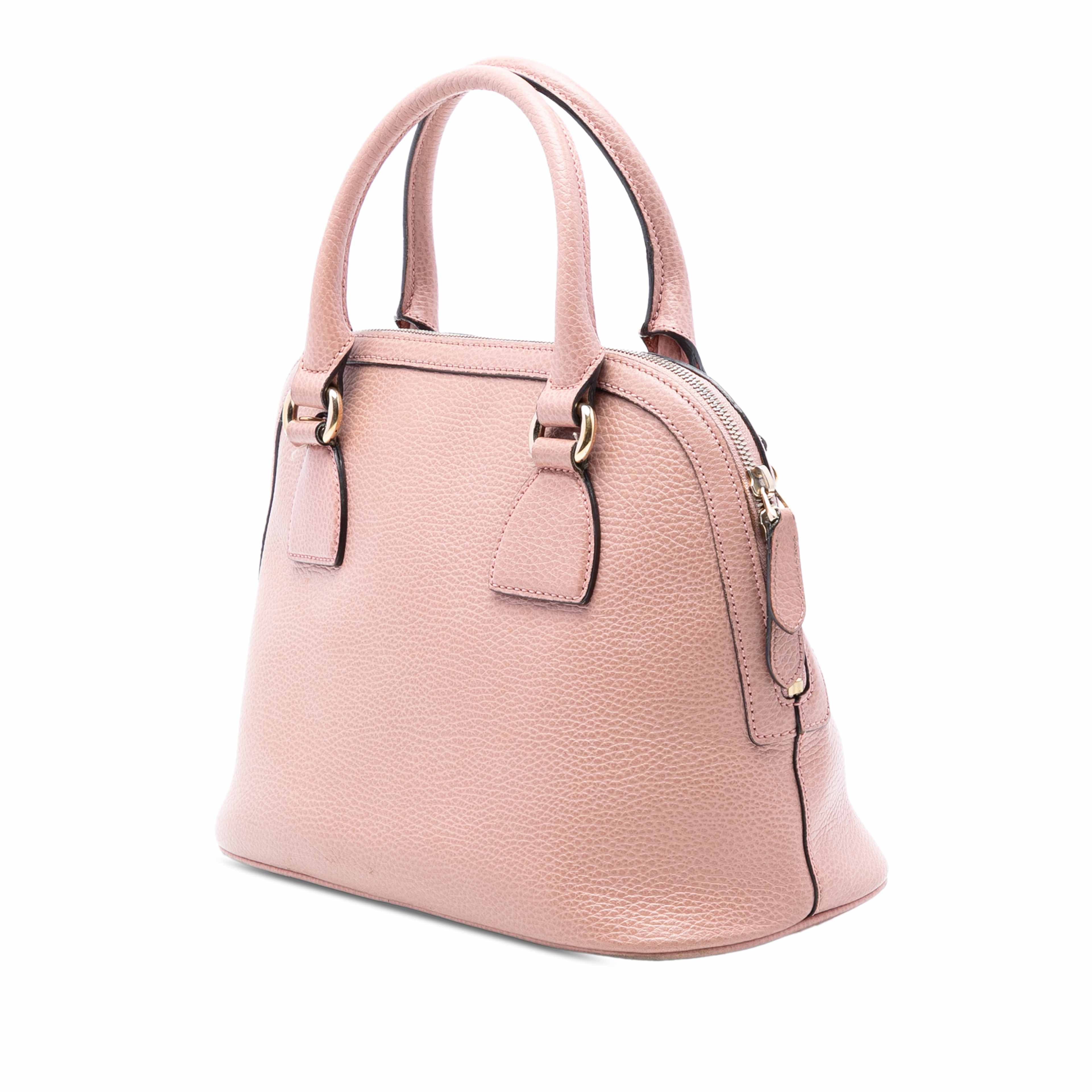 Gucci Small Dollar Calfskin Gg Charm Dome Satchel, från Luxclusif, i färgen pink. Klicka för att öppna bilden i stort format