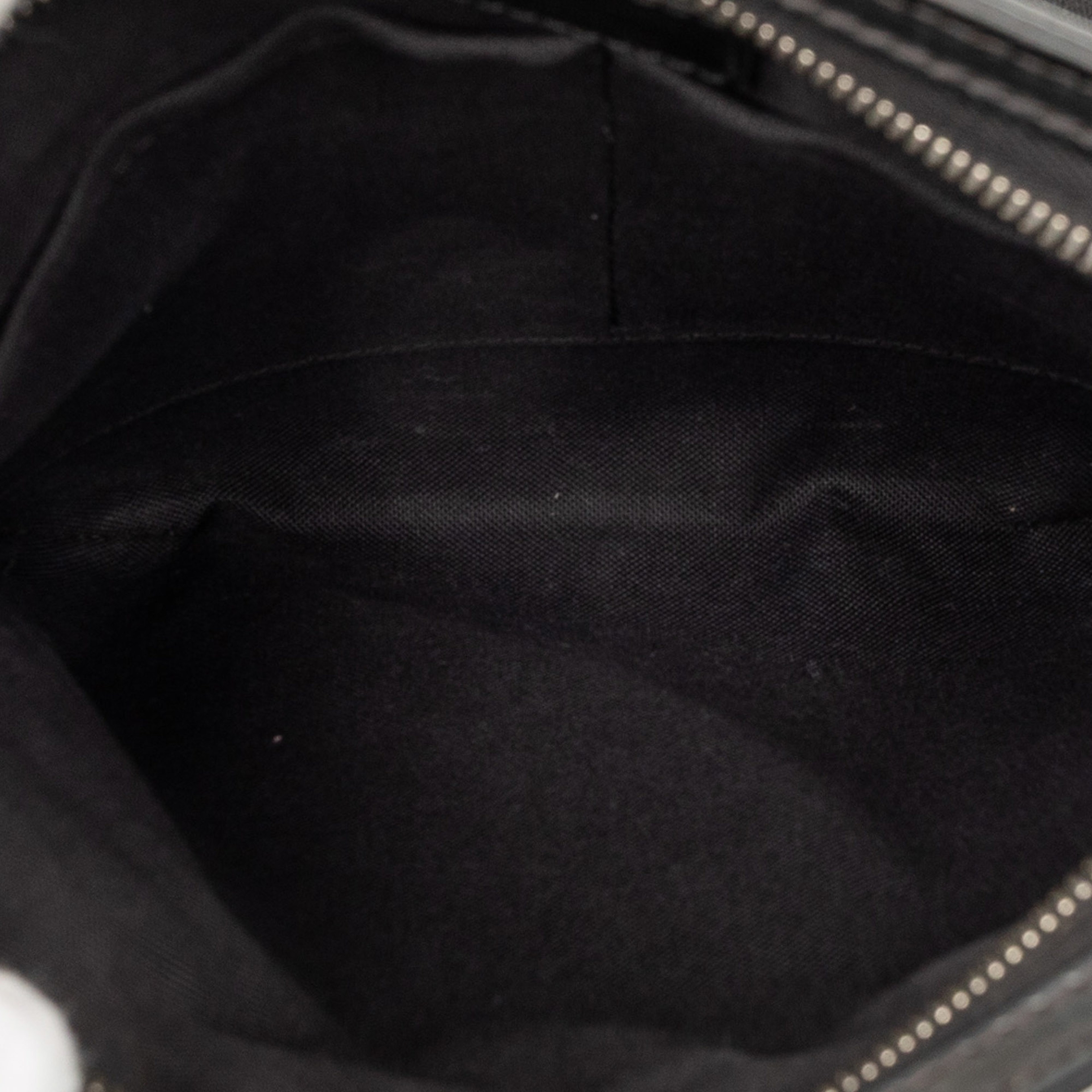 Louis Vuitton Damier Graphite Thomas, från Luxclusif, i färgen black. Klicka för att öppna bilden i stort format