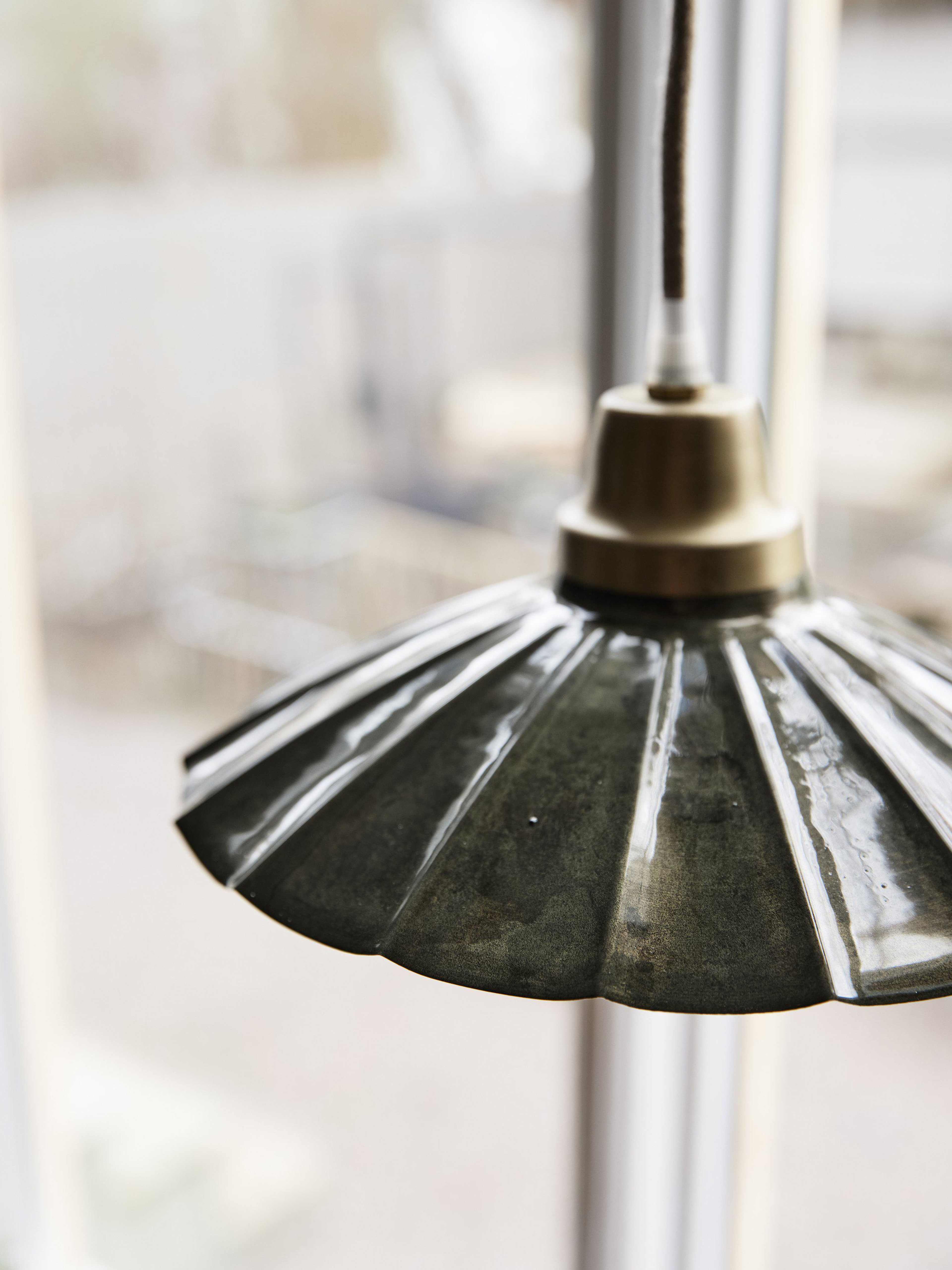 Ester Fönsterlampa