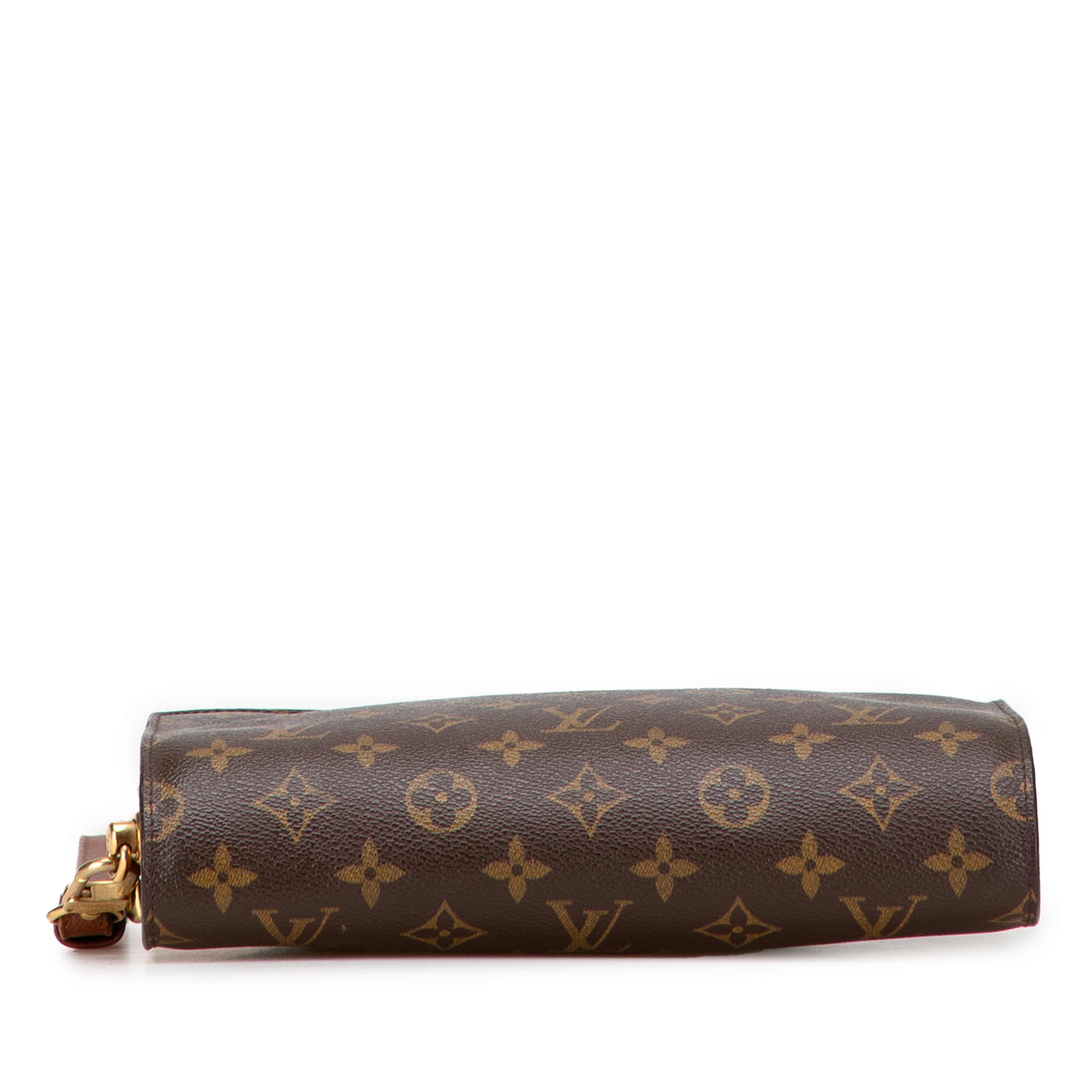 Louis Vuitton Monogram Orsay, från Luxclusif, i färgen brown. Klicka för att öppna bilden i stort format