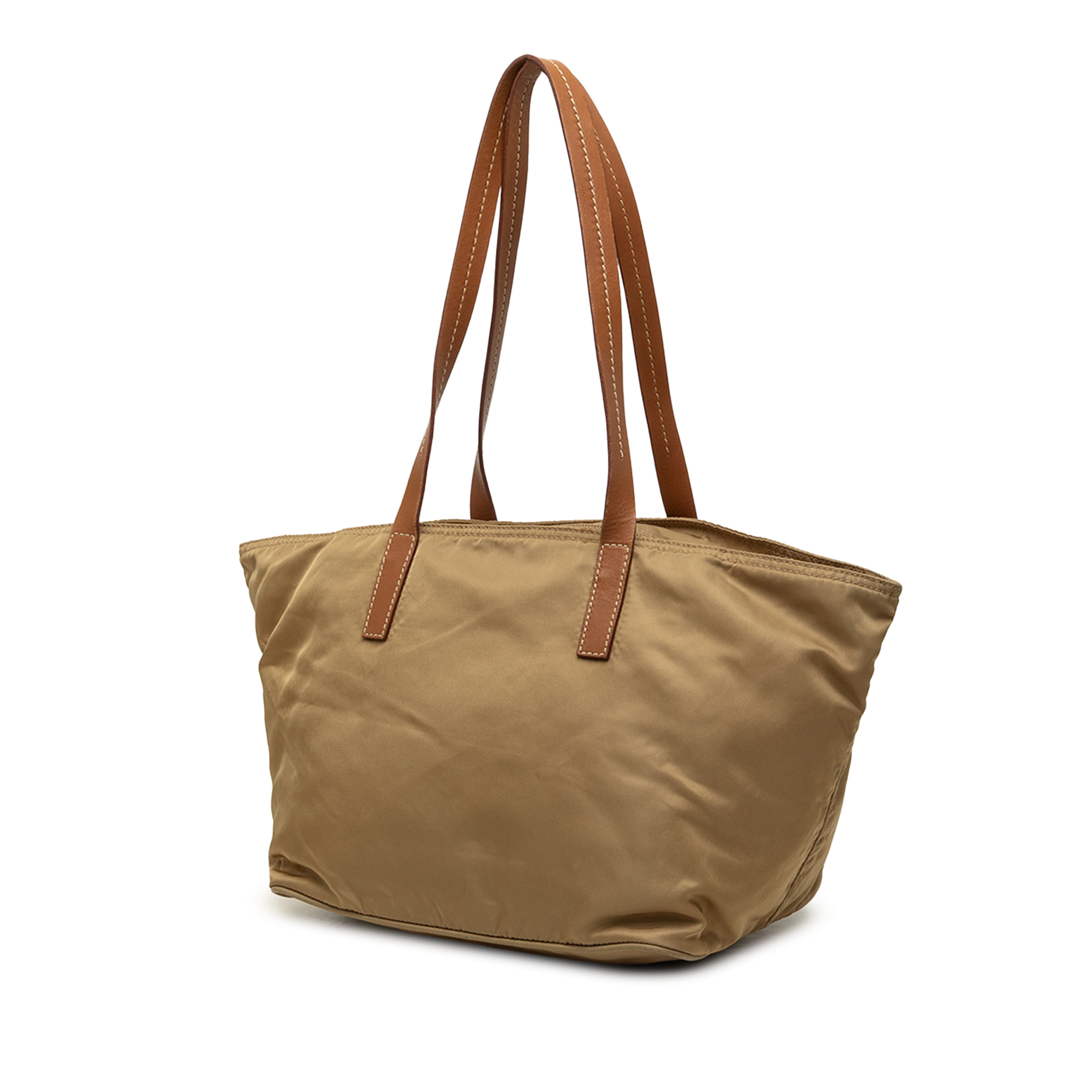 Prada Tessuto Tote, från Luxclusif, i färgen brun. Klicka för att öppna bilden i stort format