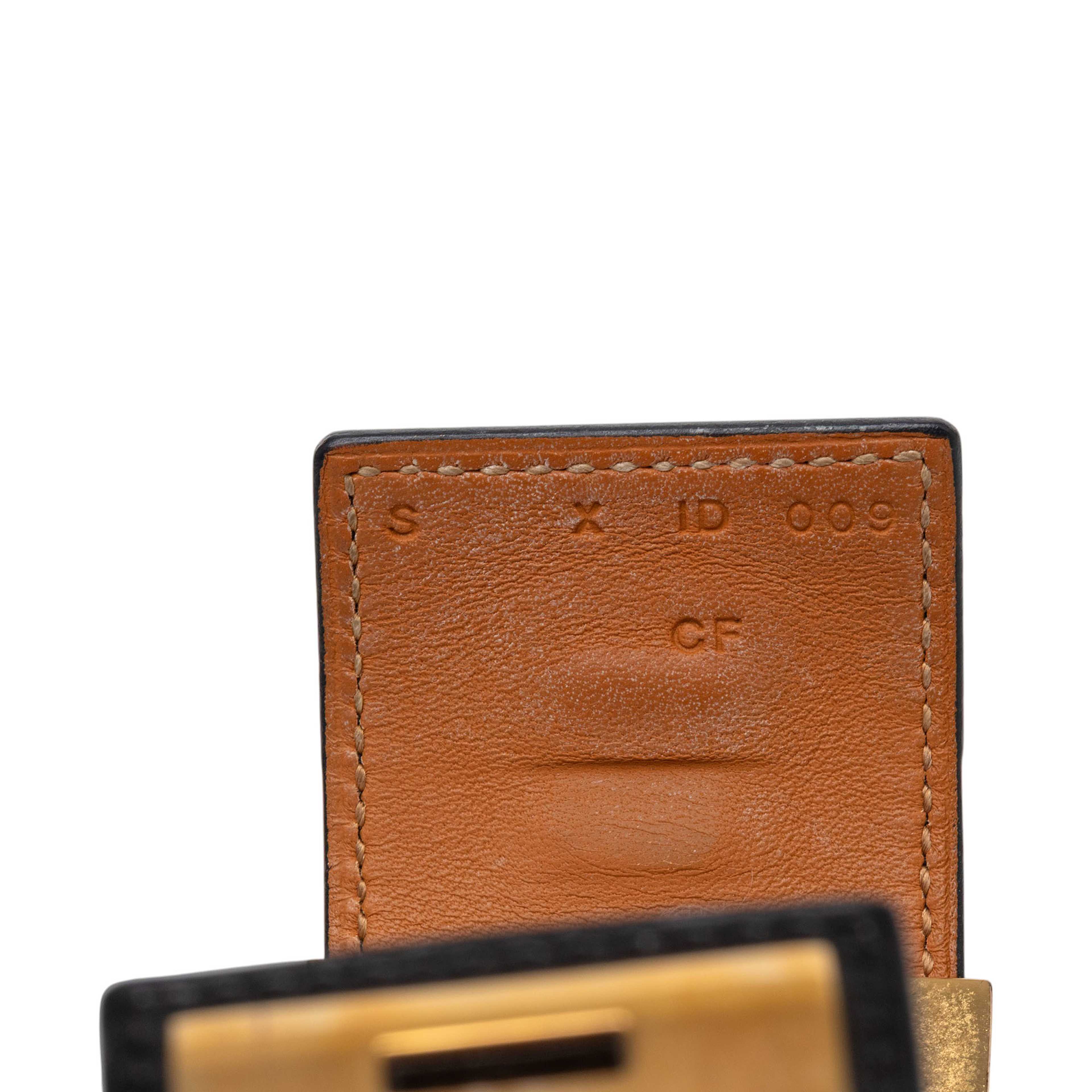 Hermès Swift And Gold Plated Collier De Chien Bracelet S, från Luxclusif, i färgen black. Klicka för att öppna bilden i stort format