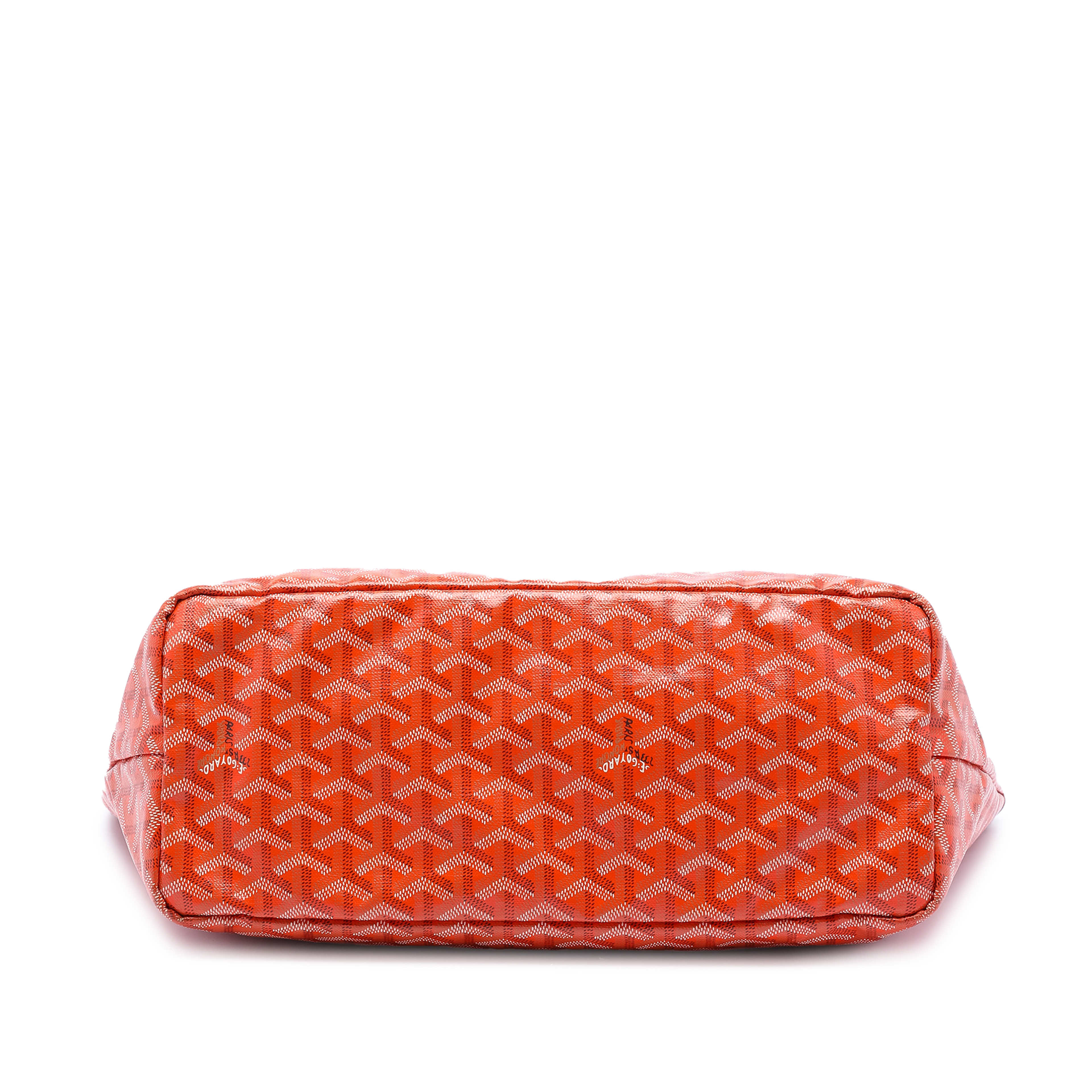 Goyard Goyardine Saint Louis Pm, från Luxclusif, i färgen orange. Klicka för att öppna bilden i stort format
