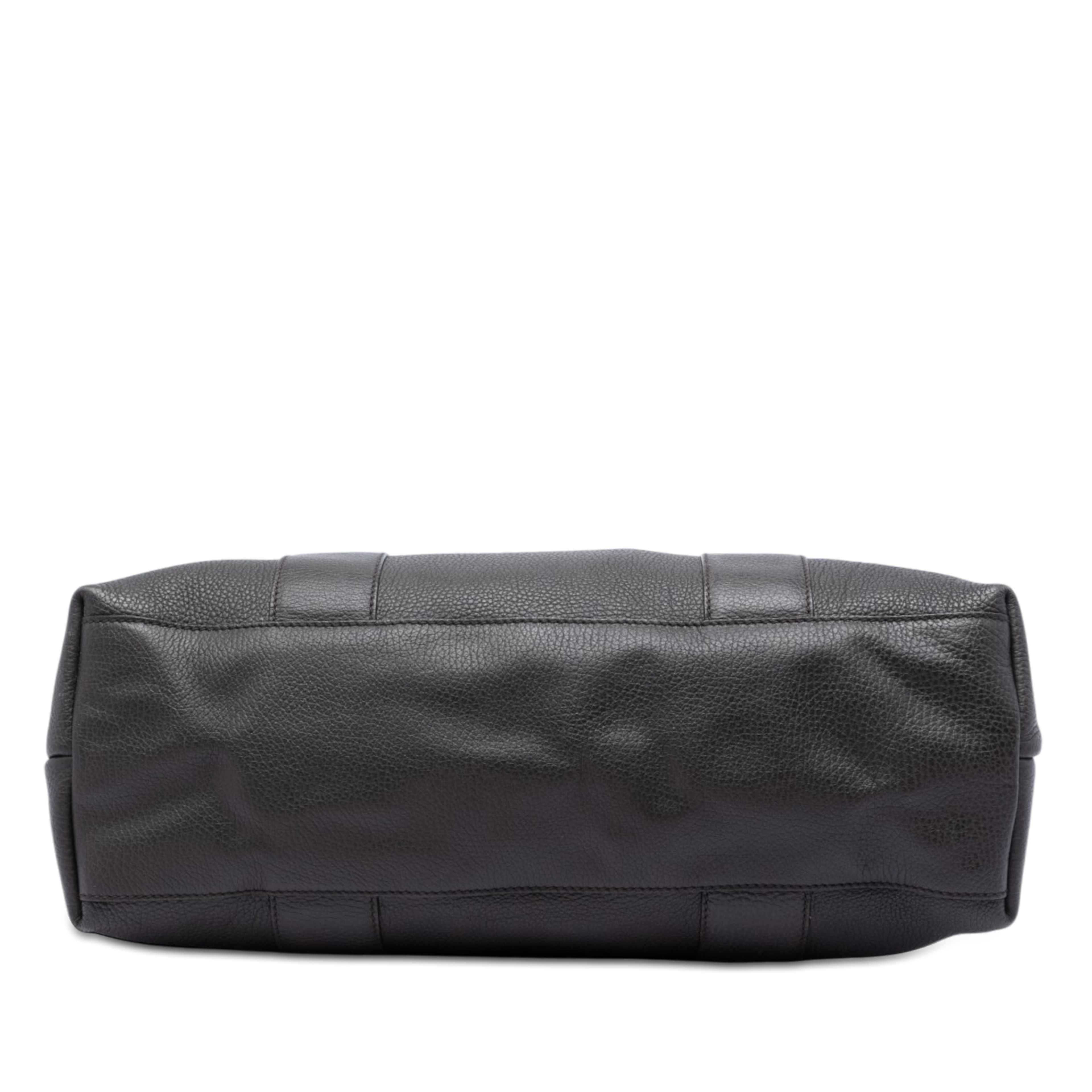 Gucci Calfskin Bamboo Libeccio Tote, från Luxclusif, i färgen dark brown. Klicka för att öppna bilden i stort format