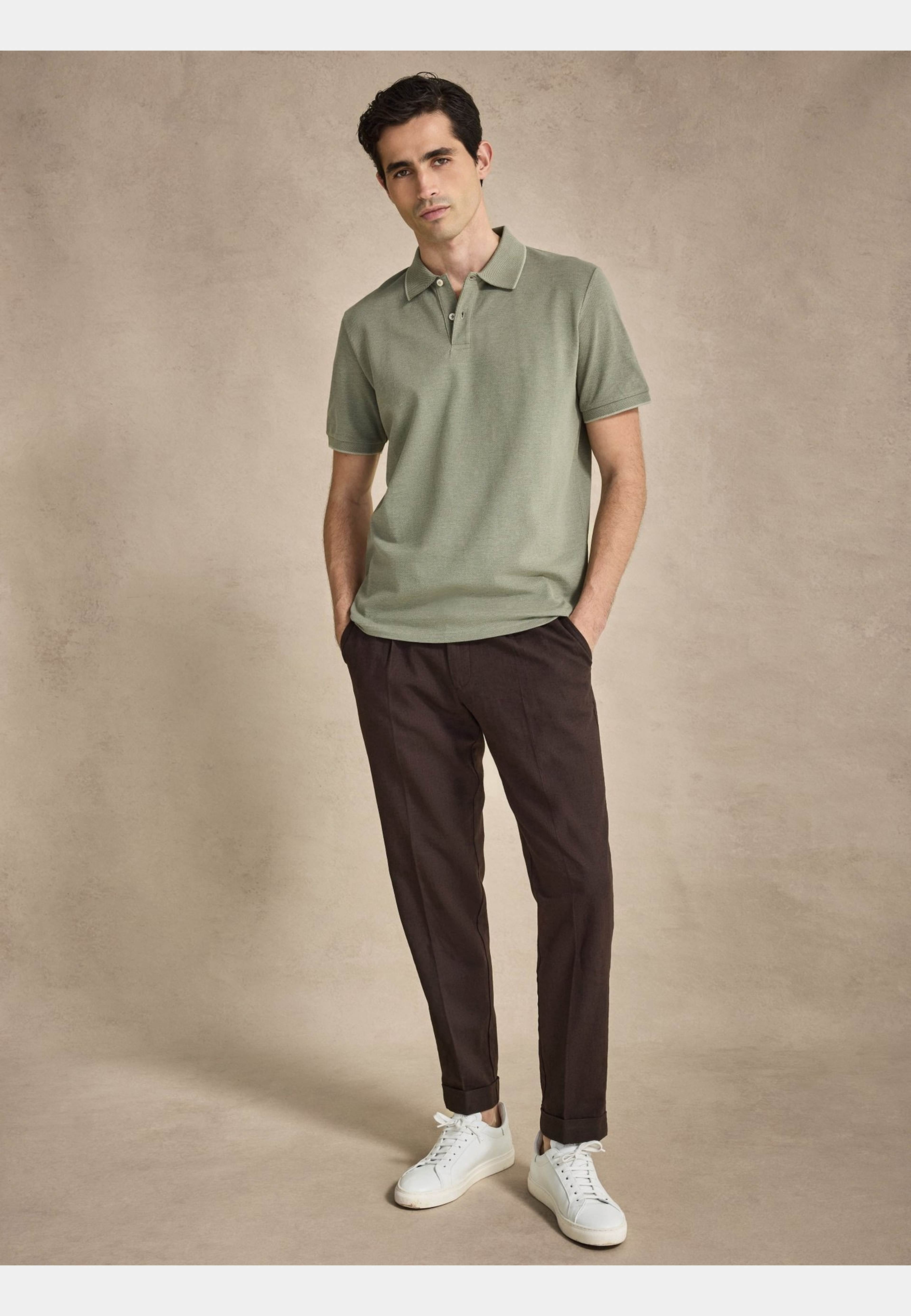 Cotton S/s Jersey Polo (ove), från John Henric, i färgen green. Klicka för att öppna bilden i stort format