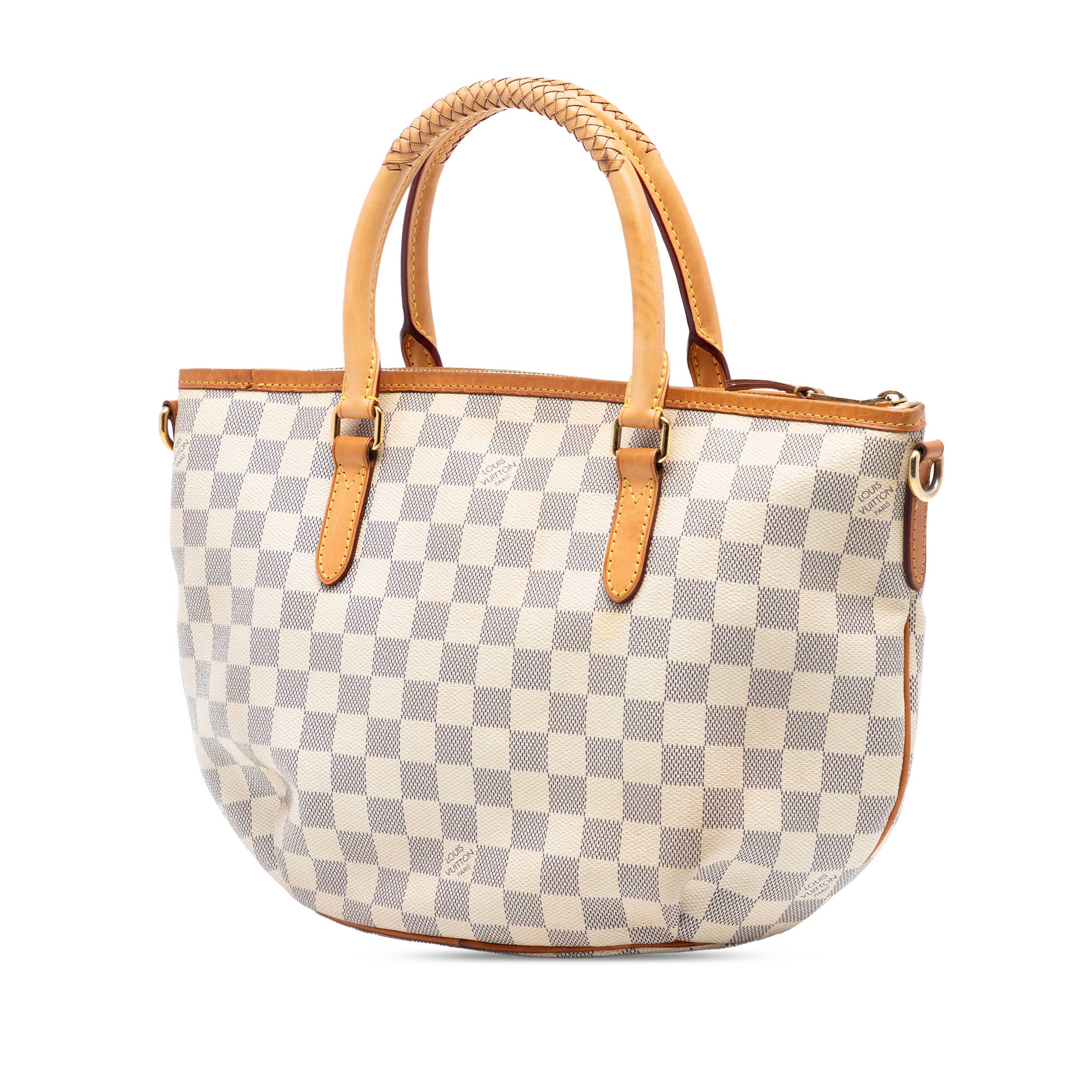 Louis Vuitton Damier Azur Riviera Pm, från Luxclusif, i färgen white. Klicka för att öppna bilden i stort format