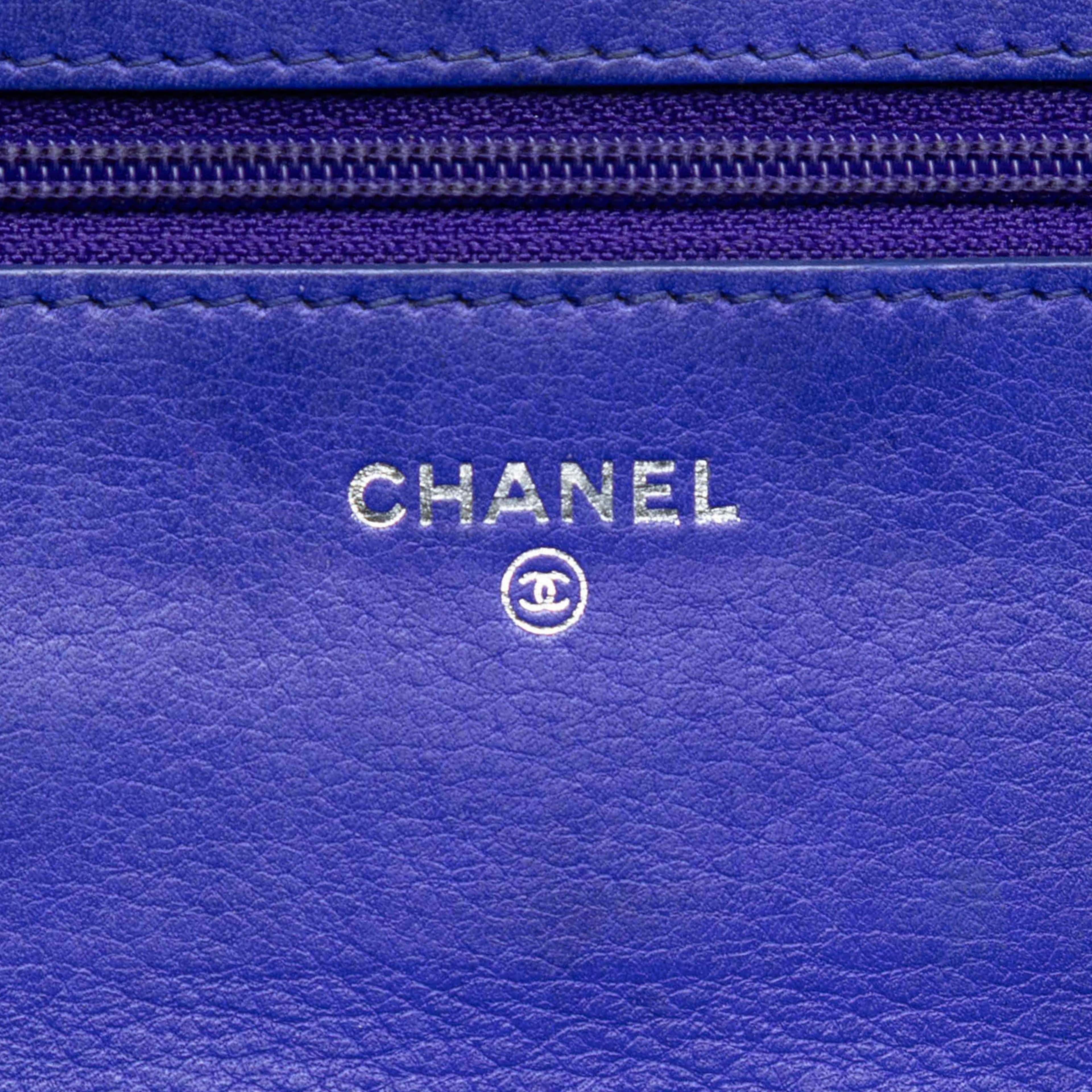 Chanel Cc Quilted Calfskin Fancy Wallet On Chain, från Luxclusif, i färgen blue. Klicka för att öppna bilden i stort format