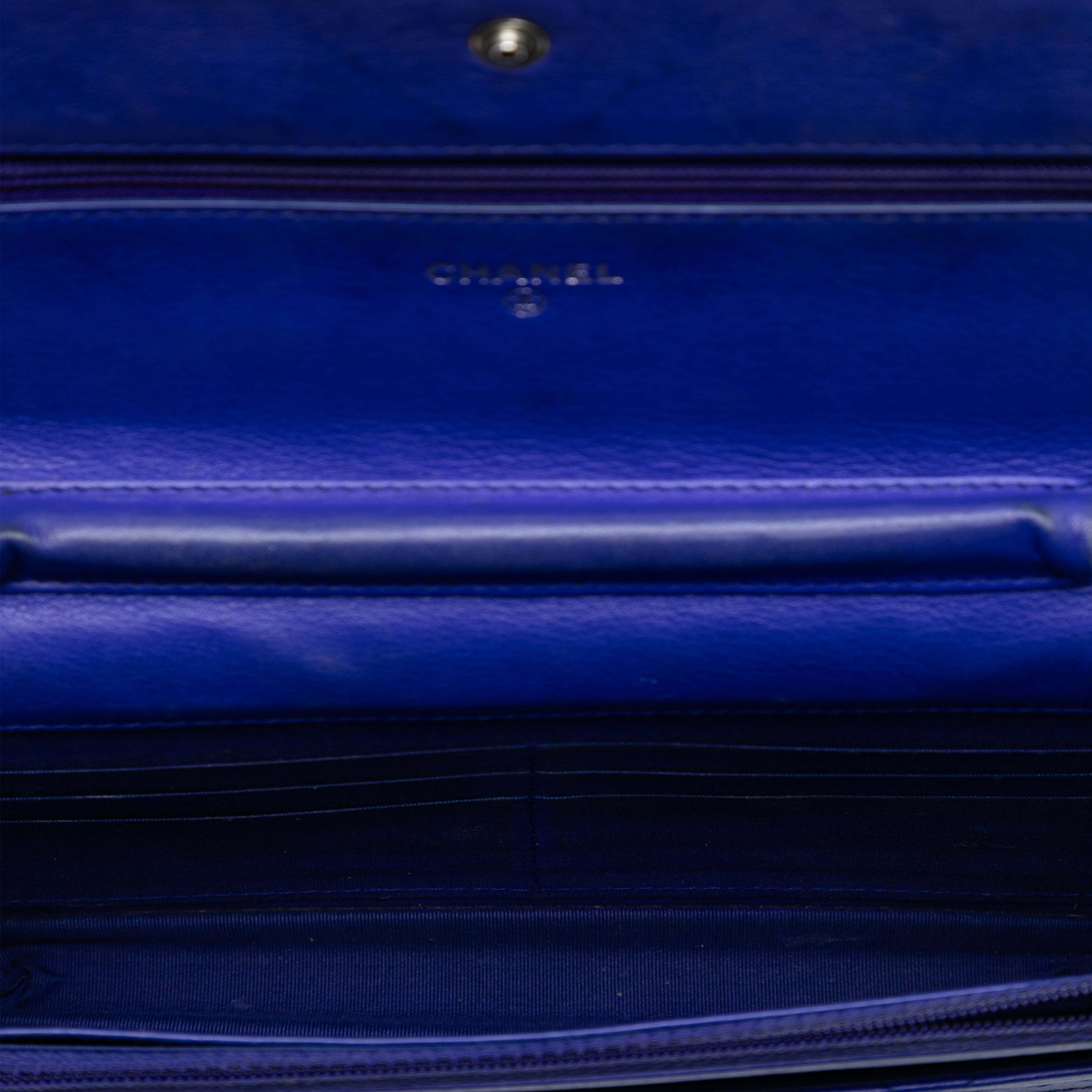 Chanel Cc Quilted Calfskin Fancy Wallet On Chain, från Luxclusif, i färgen blue. Klicka för att öppna bilden i stort format