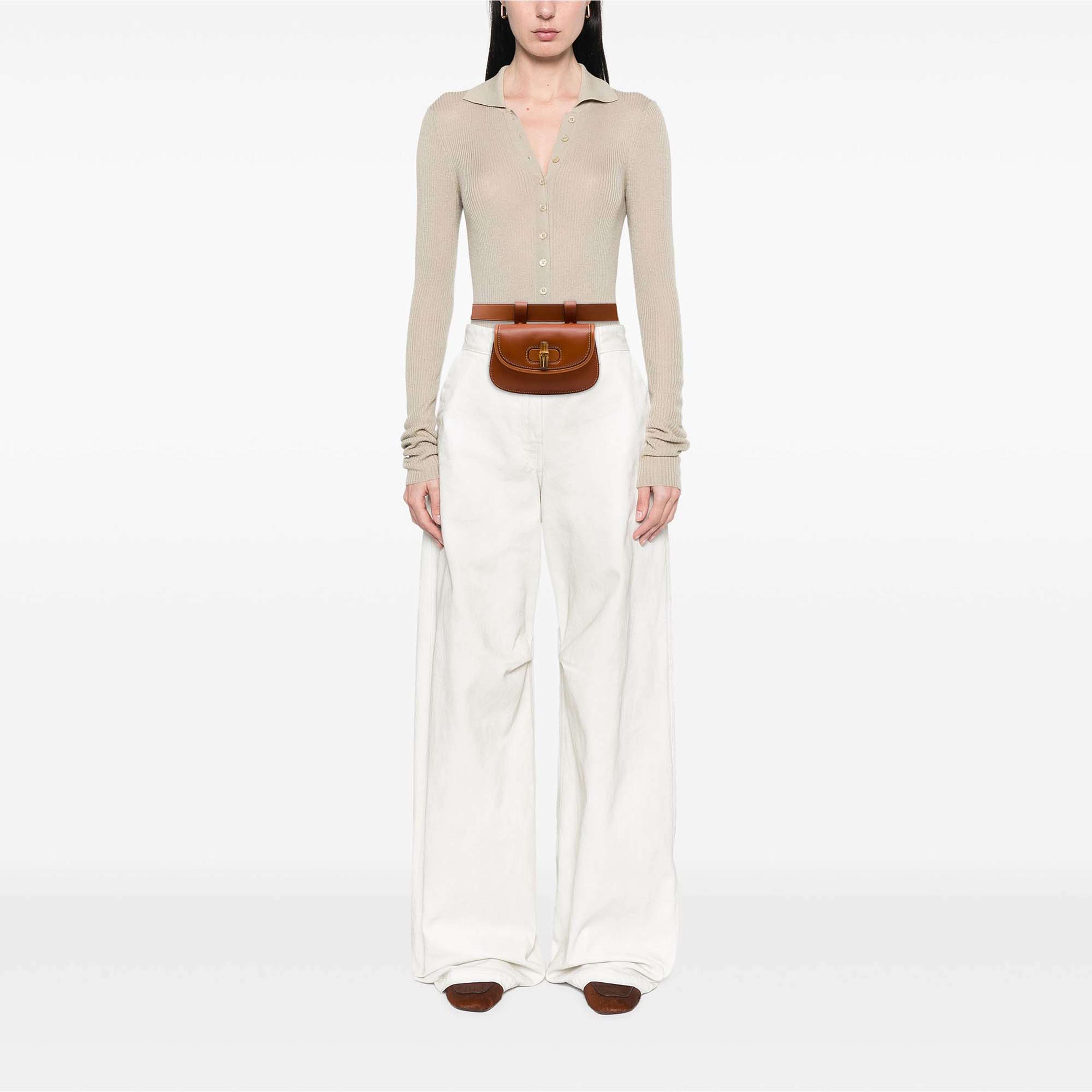 Gucci Mini Calfskin Bamboo 1947 Belt Bag, från Luxclusif, i färgen brun. Klicka för att öppna bilden i stort format