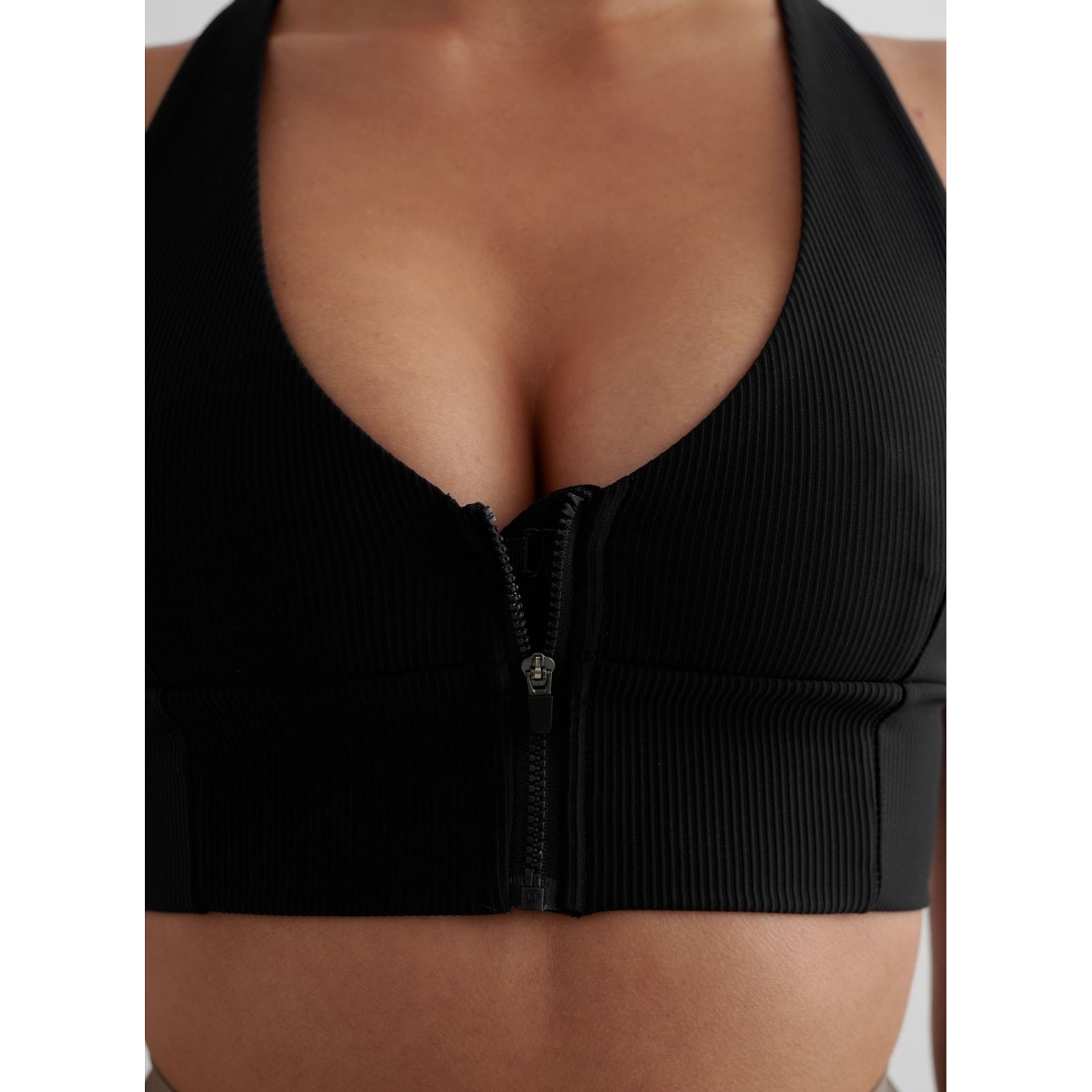 Ribbed Performance Zipped Bra
