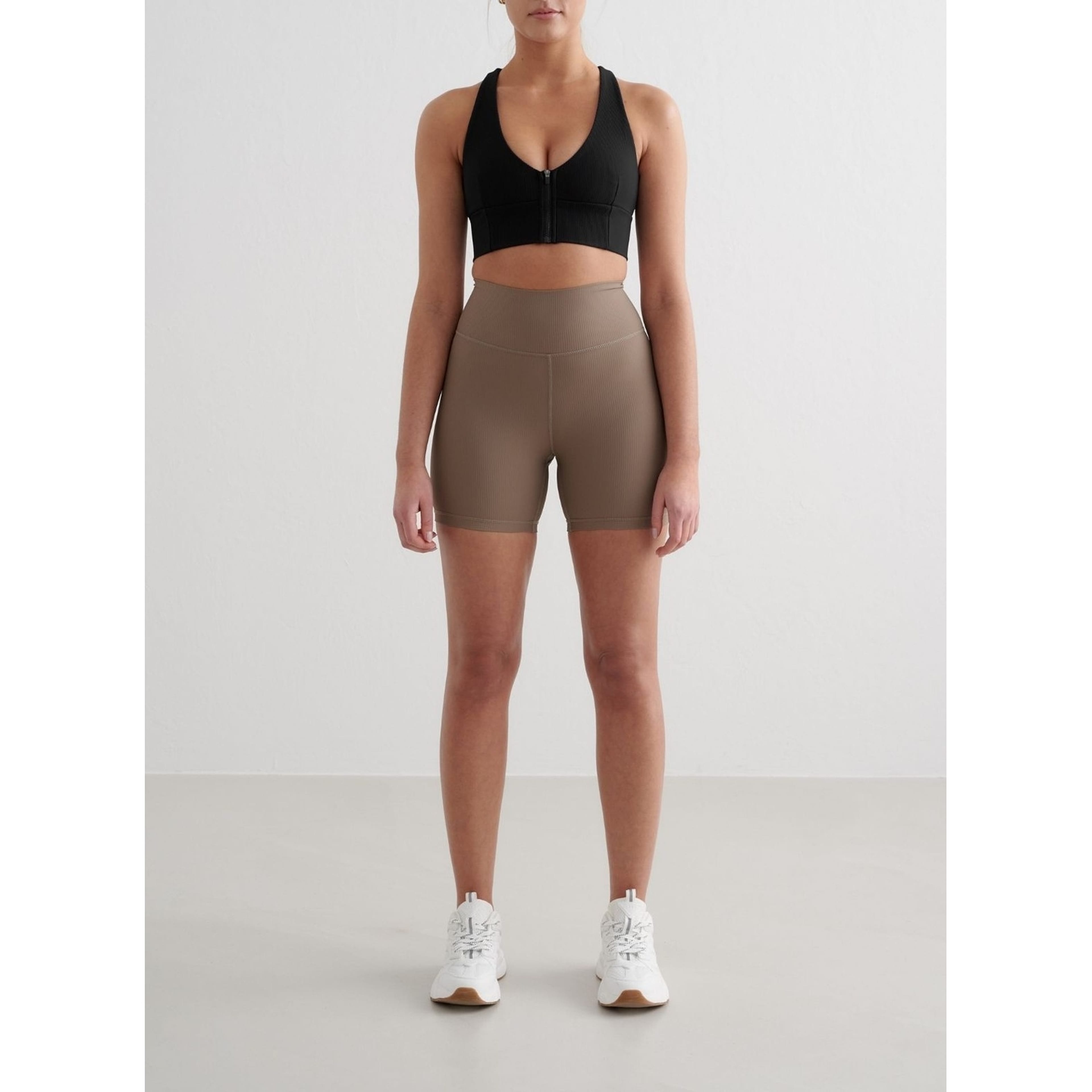 Ribbed Performance Zipped Bra