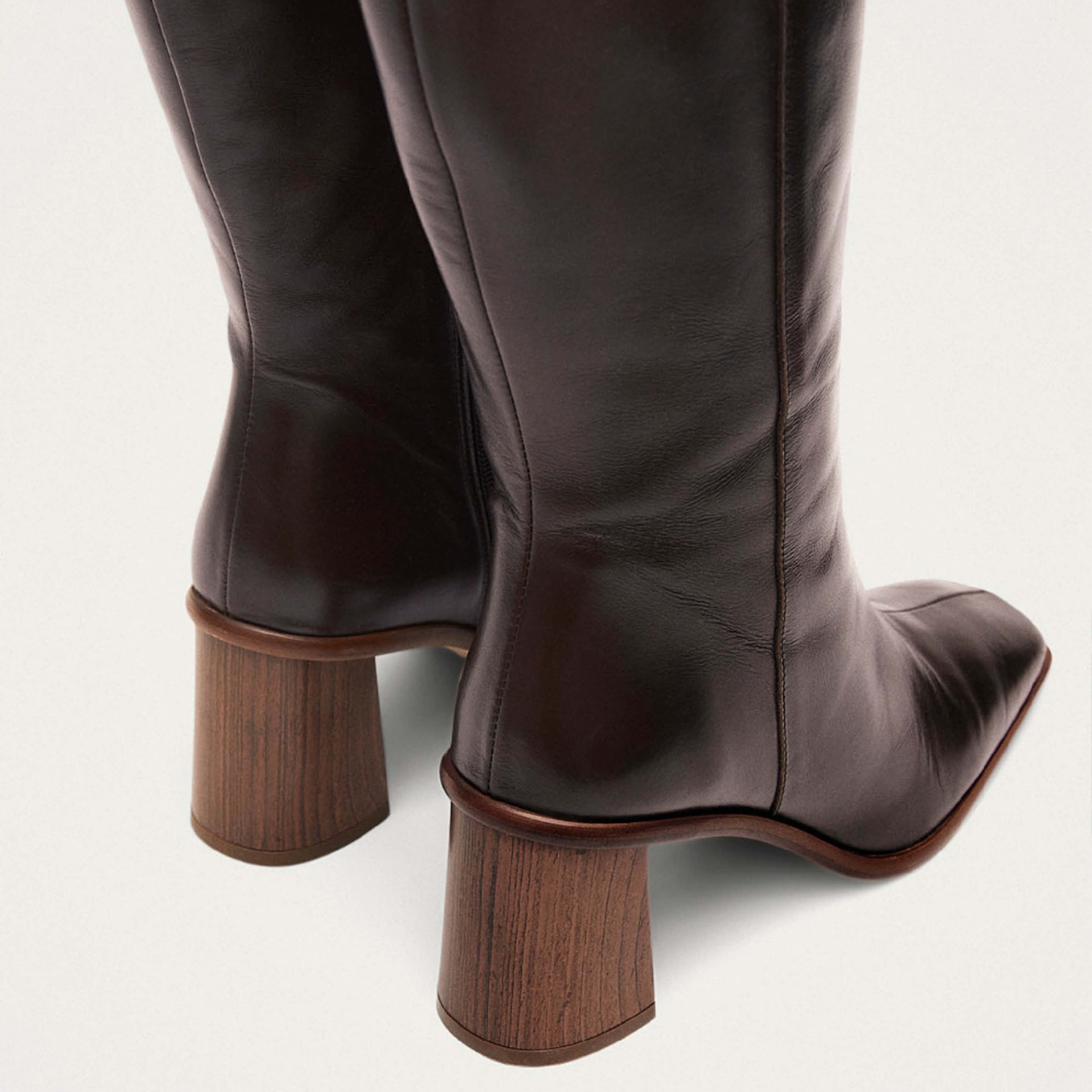 East Coffee Brown Leather Boots