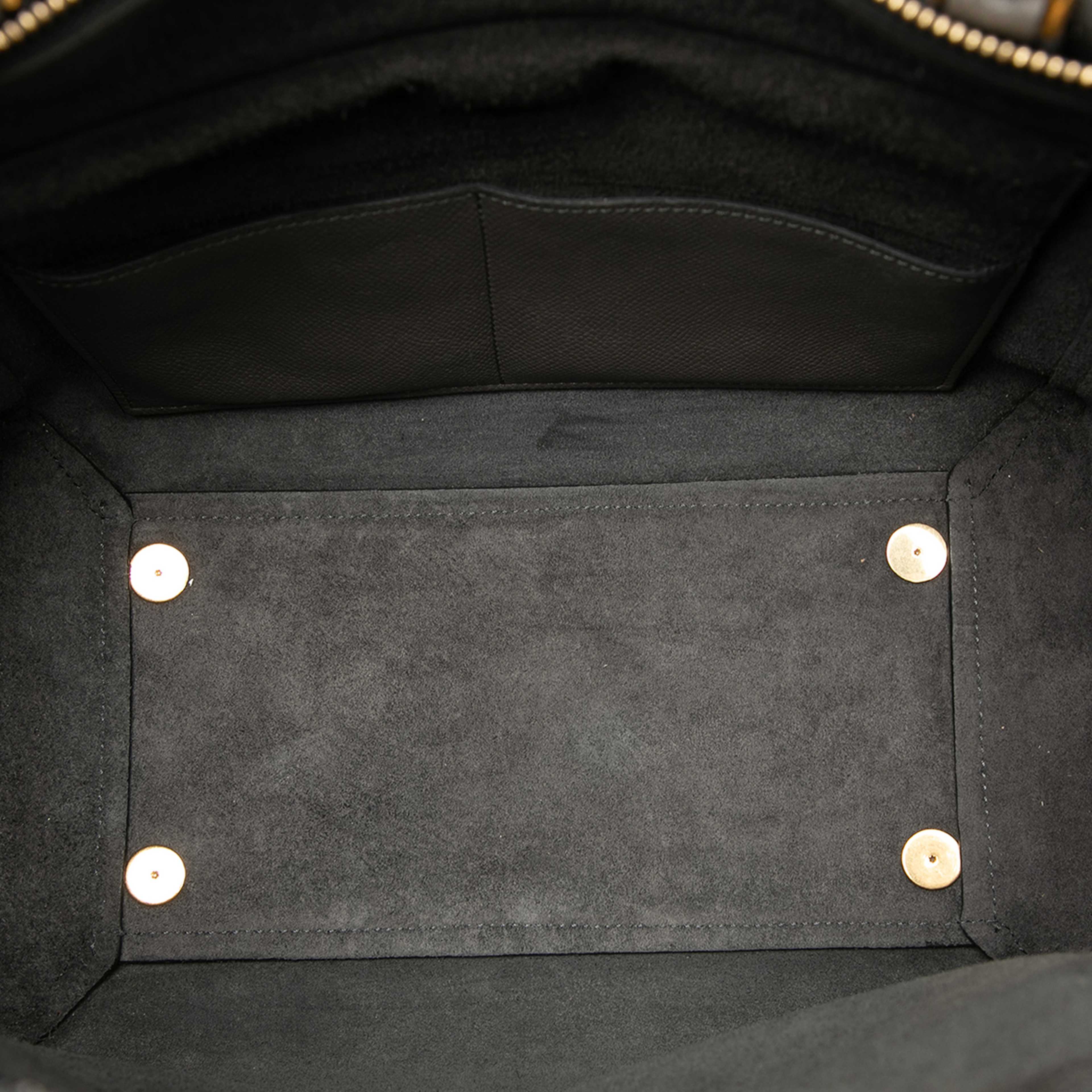 Celine Mini Grained Calfskin Belt Bag, från Luxclusif, i färgen dark gray. Klicka för att öppna bilden i stort format