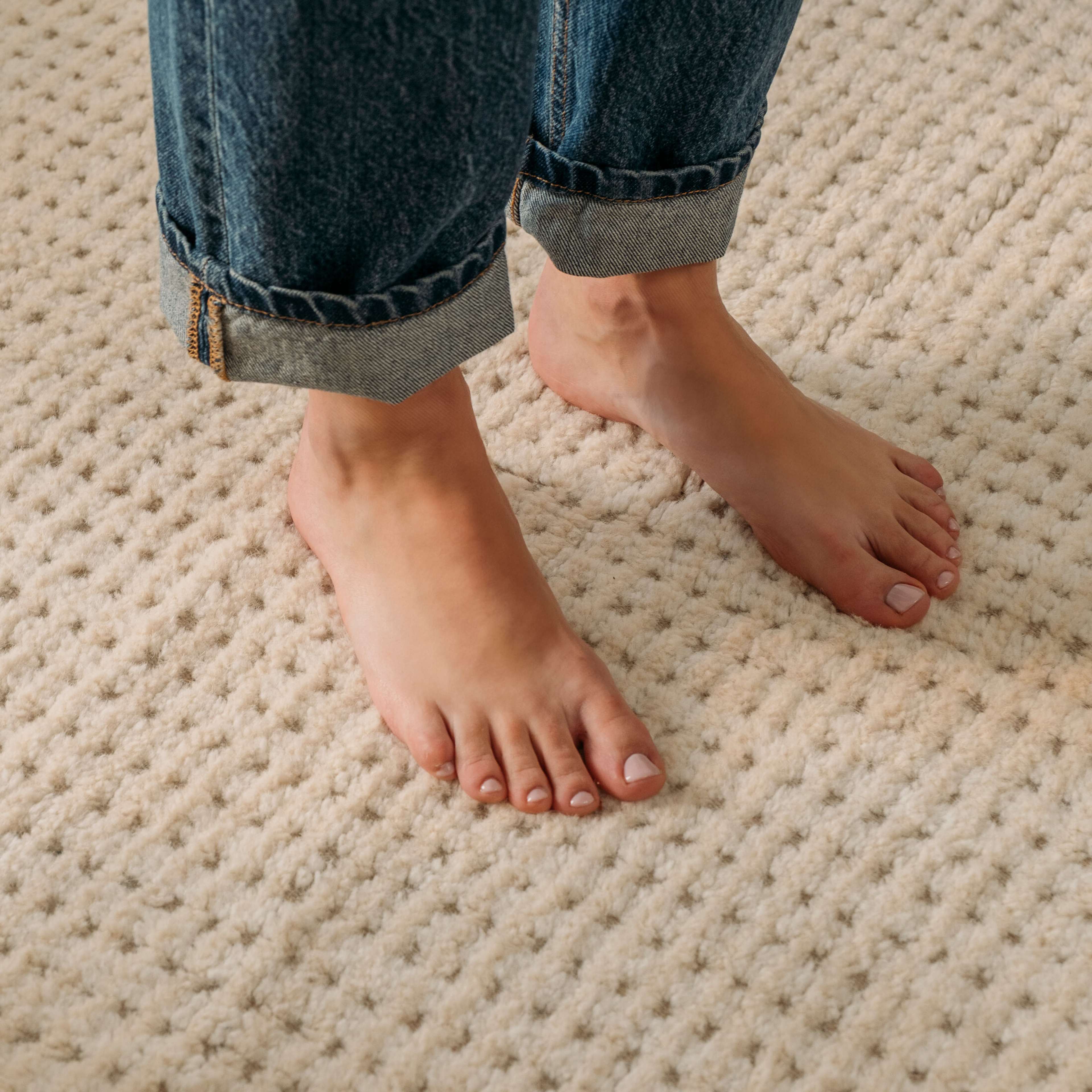 Ullmatta Eden, från LORENA CANALS, i färgen naturlig duk, naturlig, snäckskal. Klicka för att öppna bilden i stort format