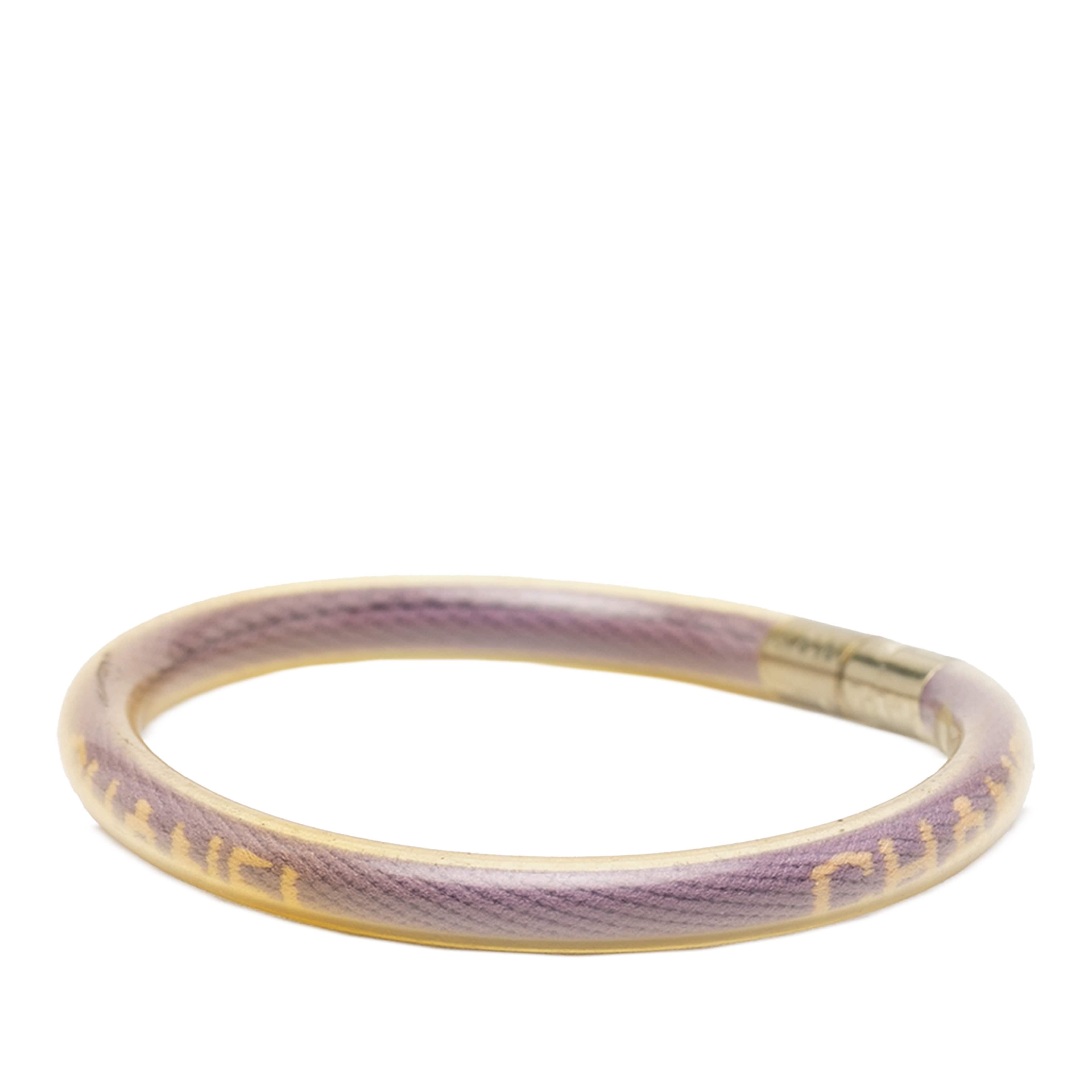 Chanel Vinyl Plated Sport Line Logo Tube Bracelet, från Luxclusif, i färgen purple. Klicka för att öppna bilden i stort format
