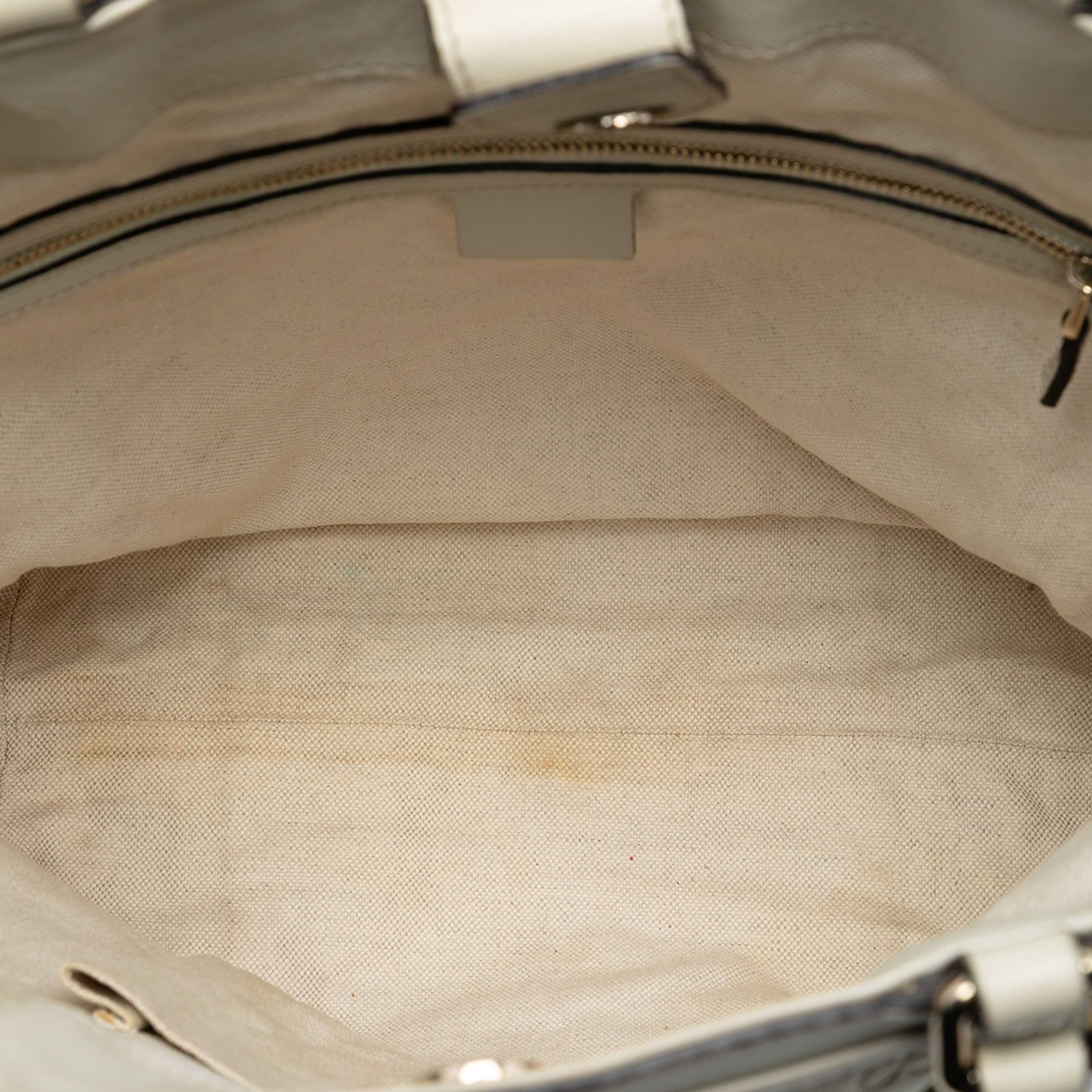 Gucci Guccissima Mayfair Tote, från Luxclusif, i färgen beige. Klicka för att öppna bilden i stort format