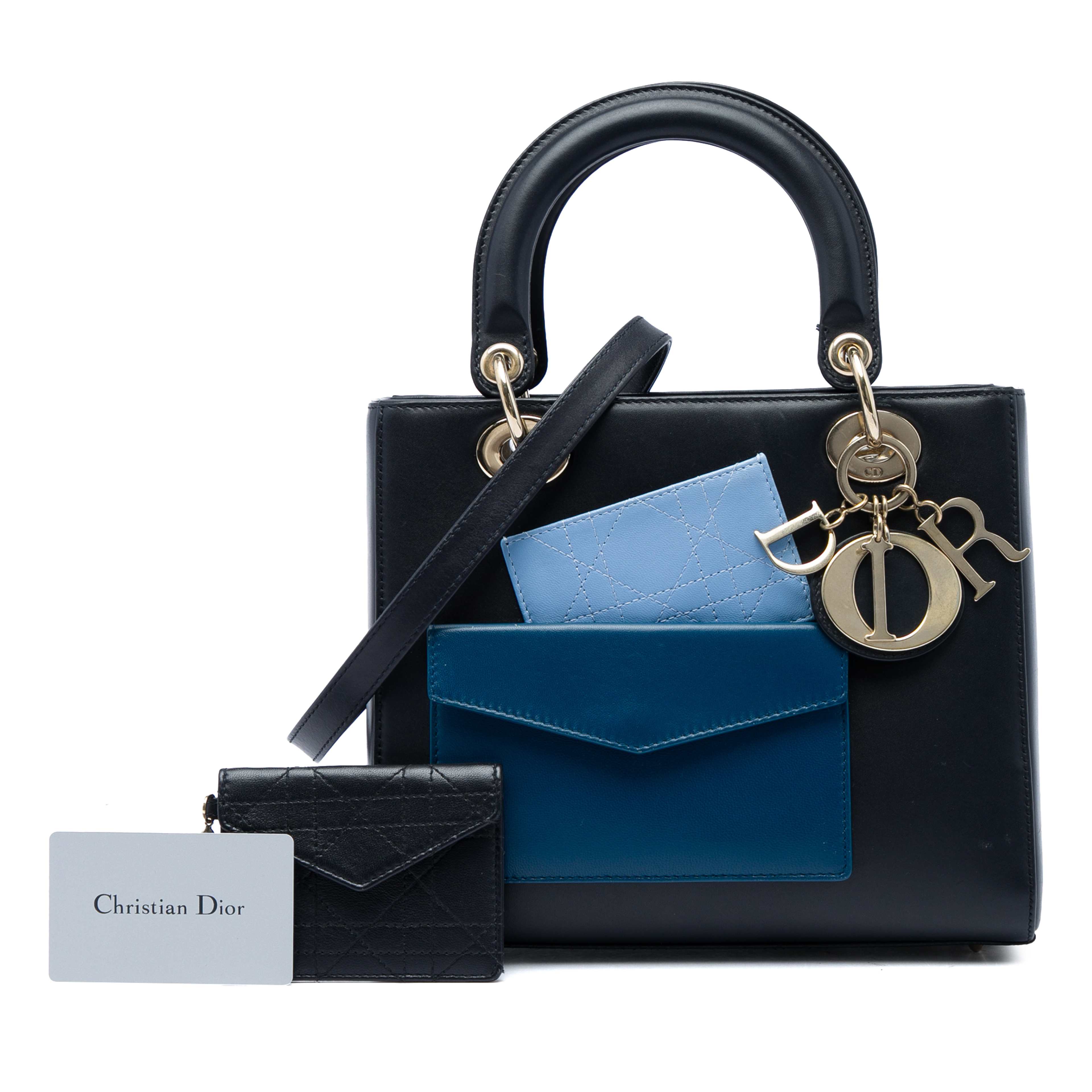 Dior Medium Calfskin Pockets Lady Dior, från Luxclusif, i färgen svart. Klicka för att öppna bilden i stort format