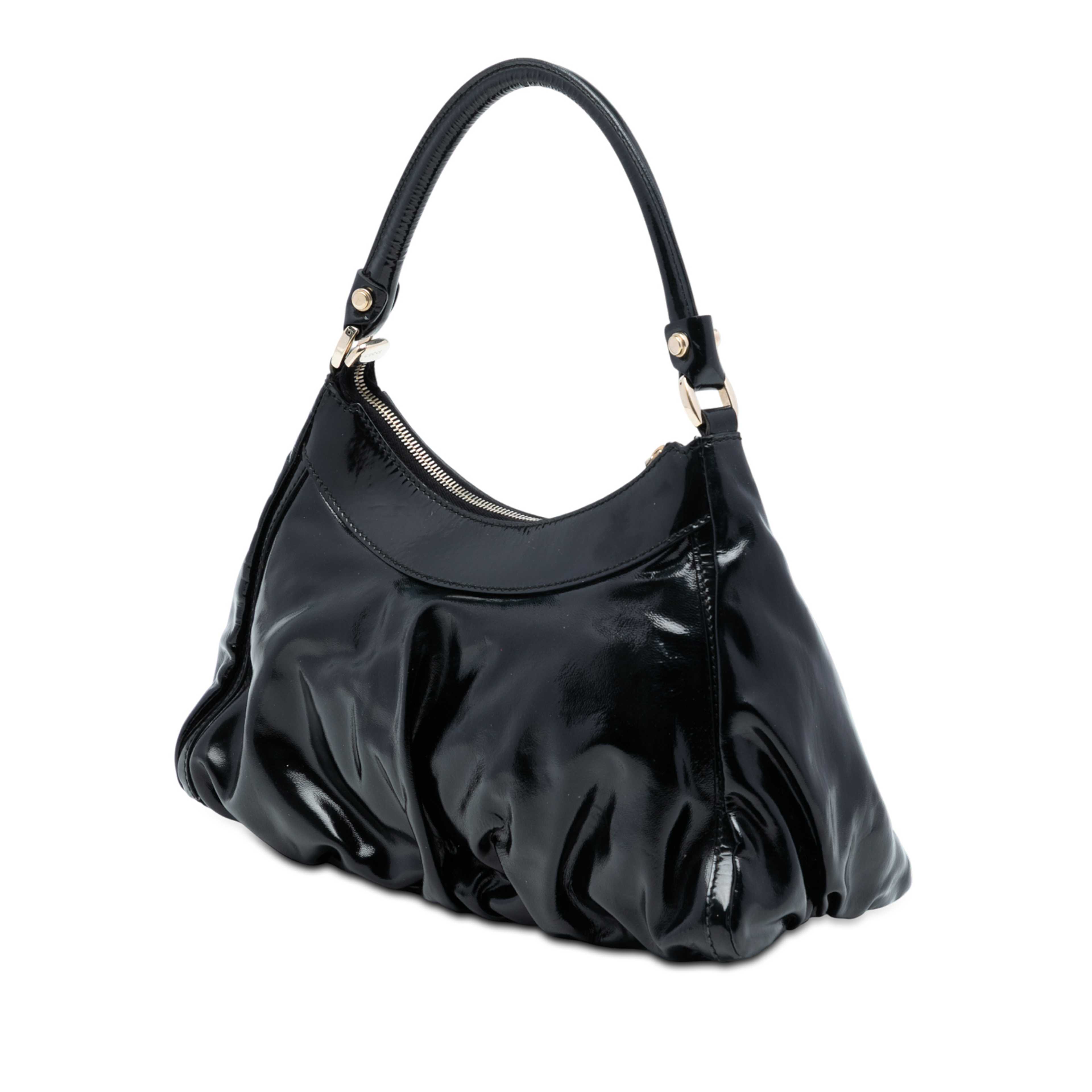 Gucci Patent Abbey D Ring Handbag, från Luxclusif, i färgen black. Klicka för att öppna bilden i stort format