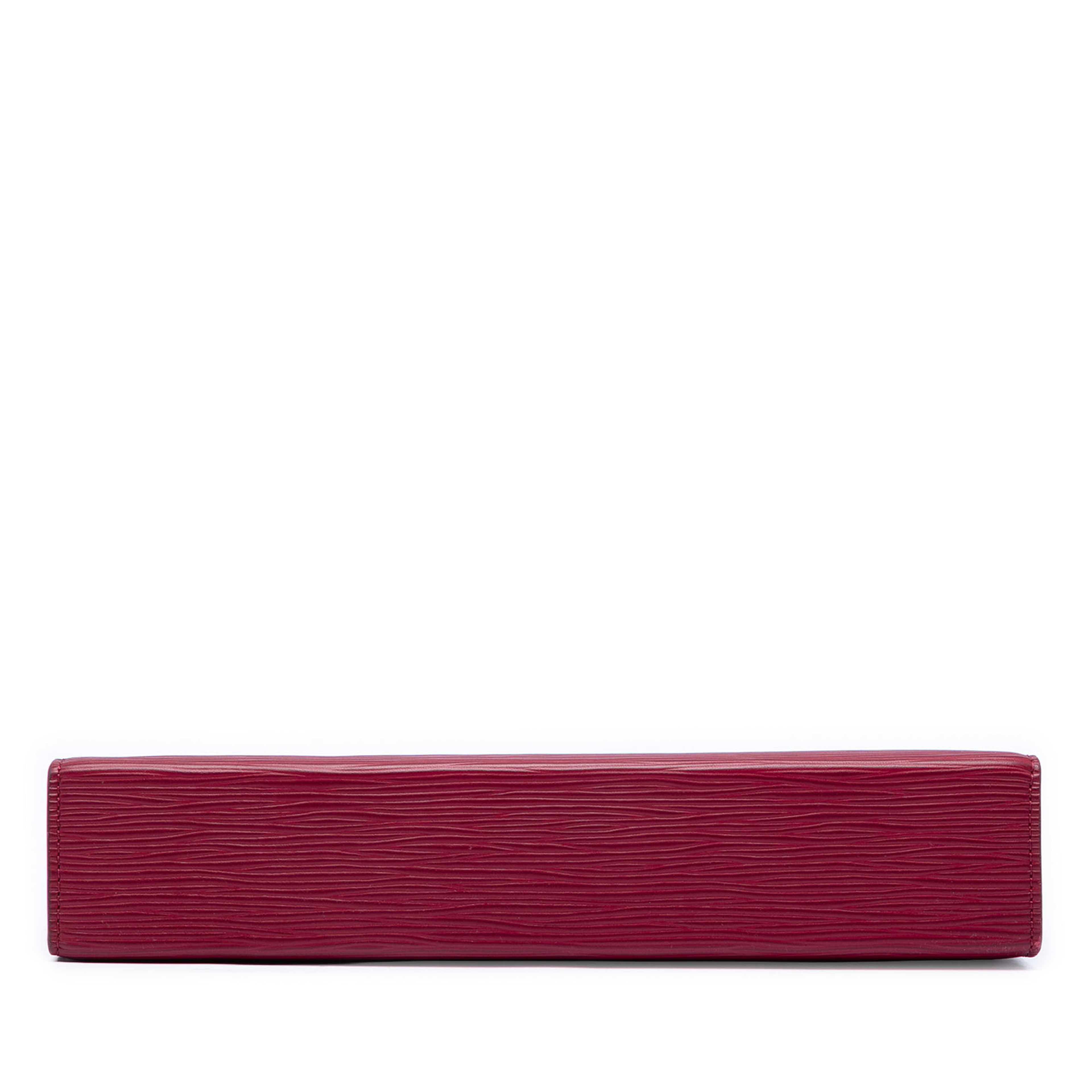 Louis Vuitton Epi Toiletry Pouch 26, från Luxclusif, i färgen rosa. Klicka för att öppna bilden i stort format