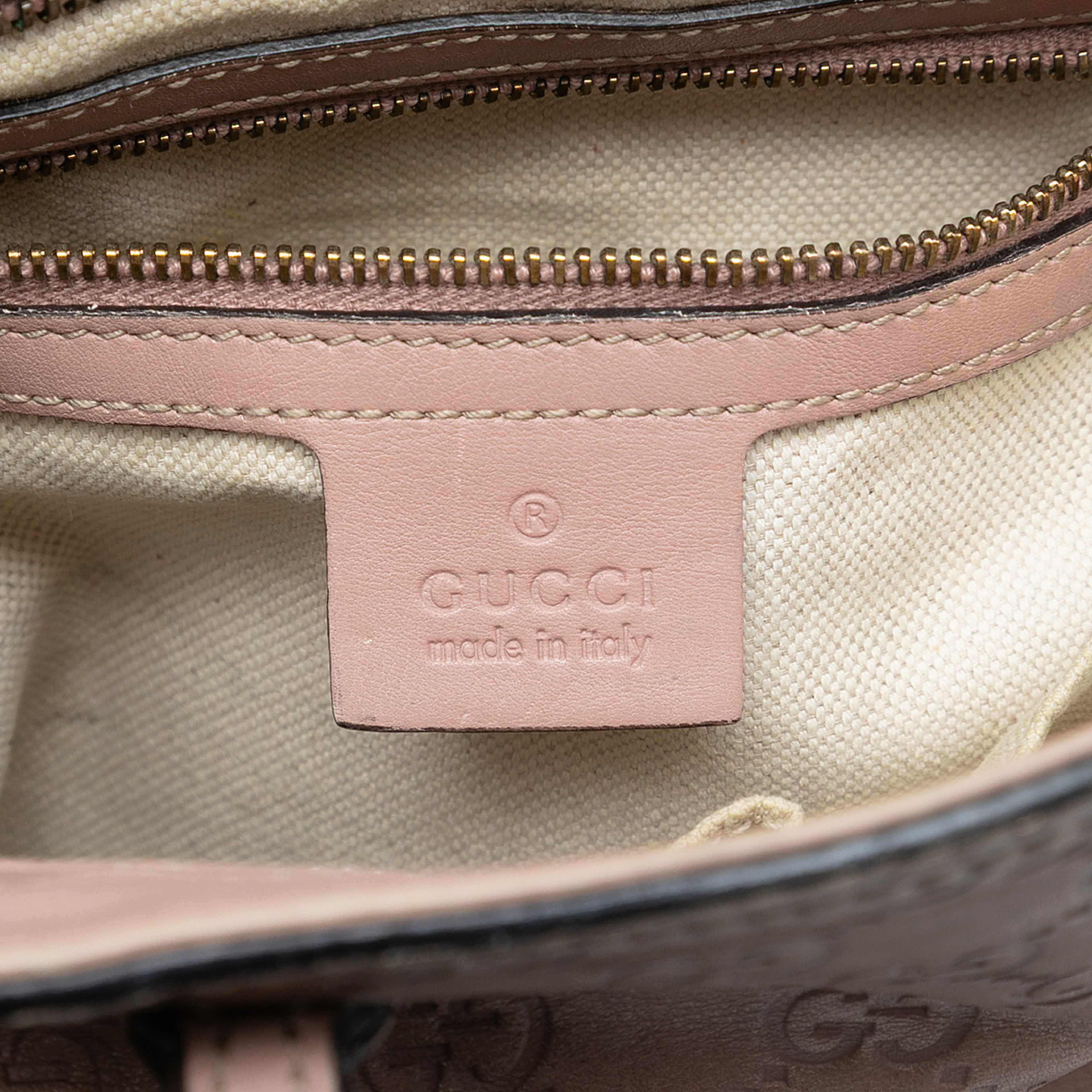 Gucci Small Guccissima Bree Satchel, från Luxclusif, i färgen light pink. Klicka för att öppna bilden i stort format