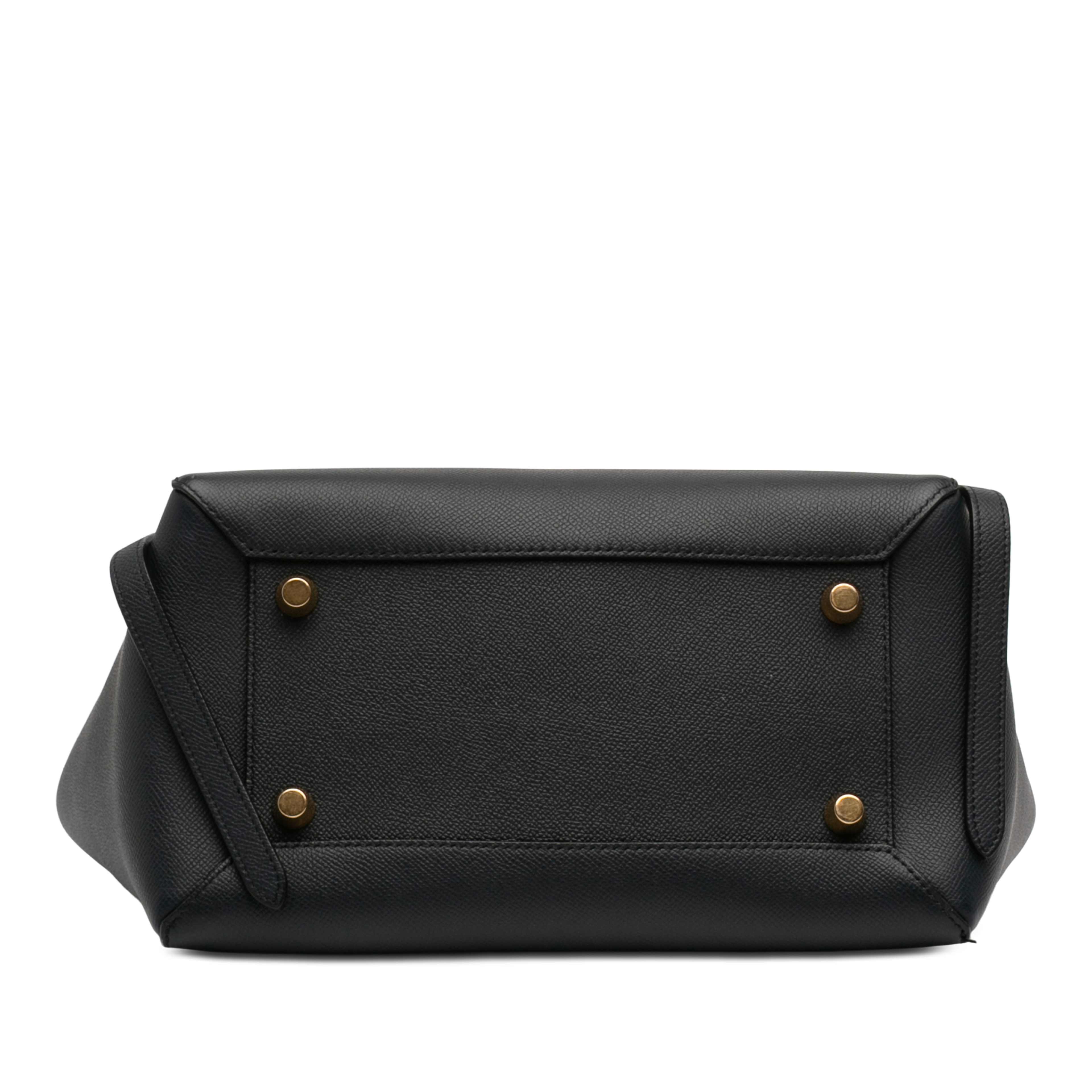 Celine Mini Grained Calfskin Belt Bag, från Luxclusif, i färgen svart. Klicka för att öppna bilden i stort format