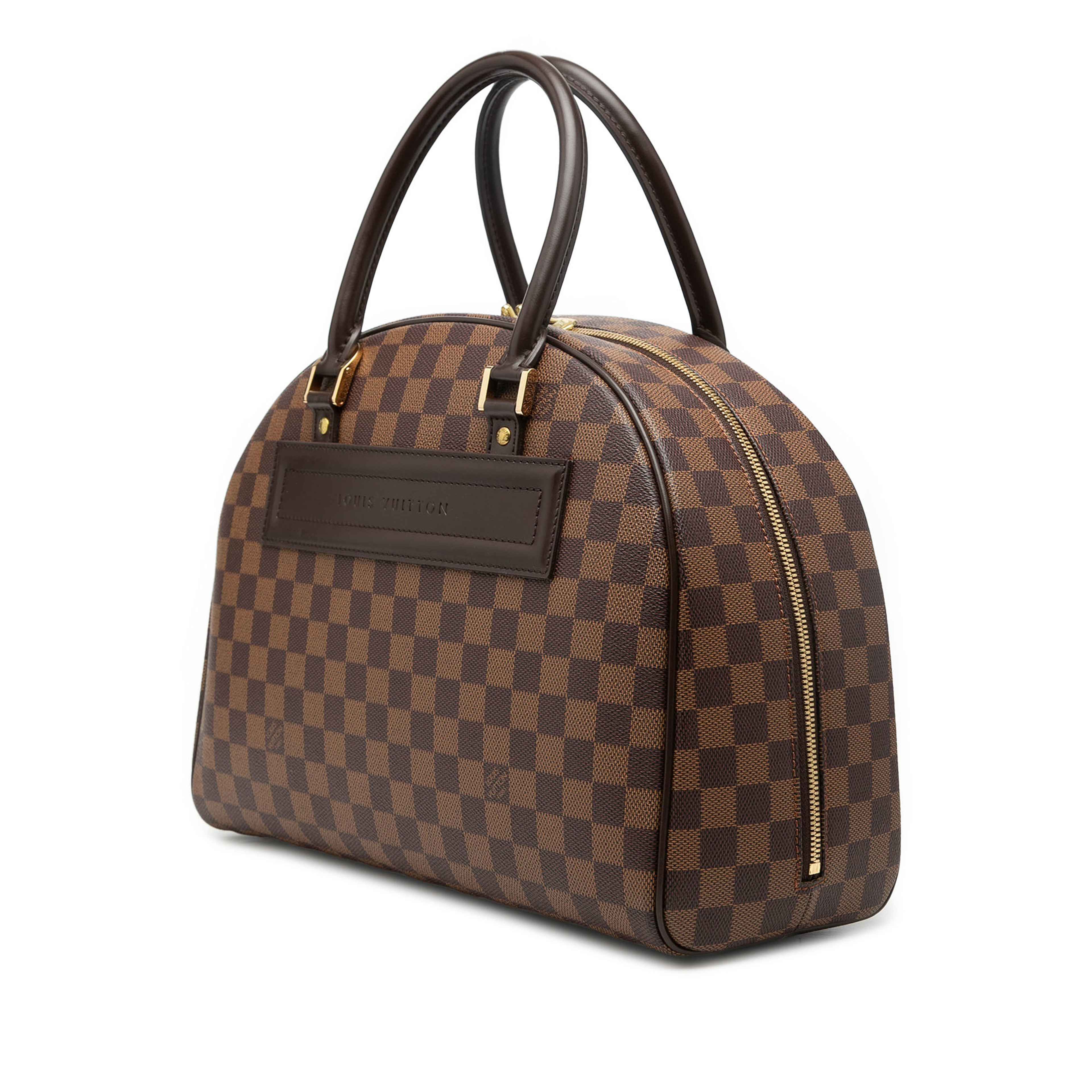 Louis Vuitton Damier Ebene Nolita, från Luxclusif, i färgen brun. Klicka för att öppna bilden i stort format