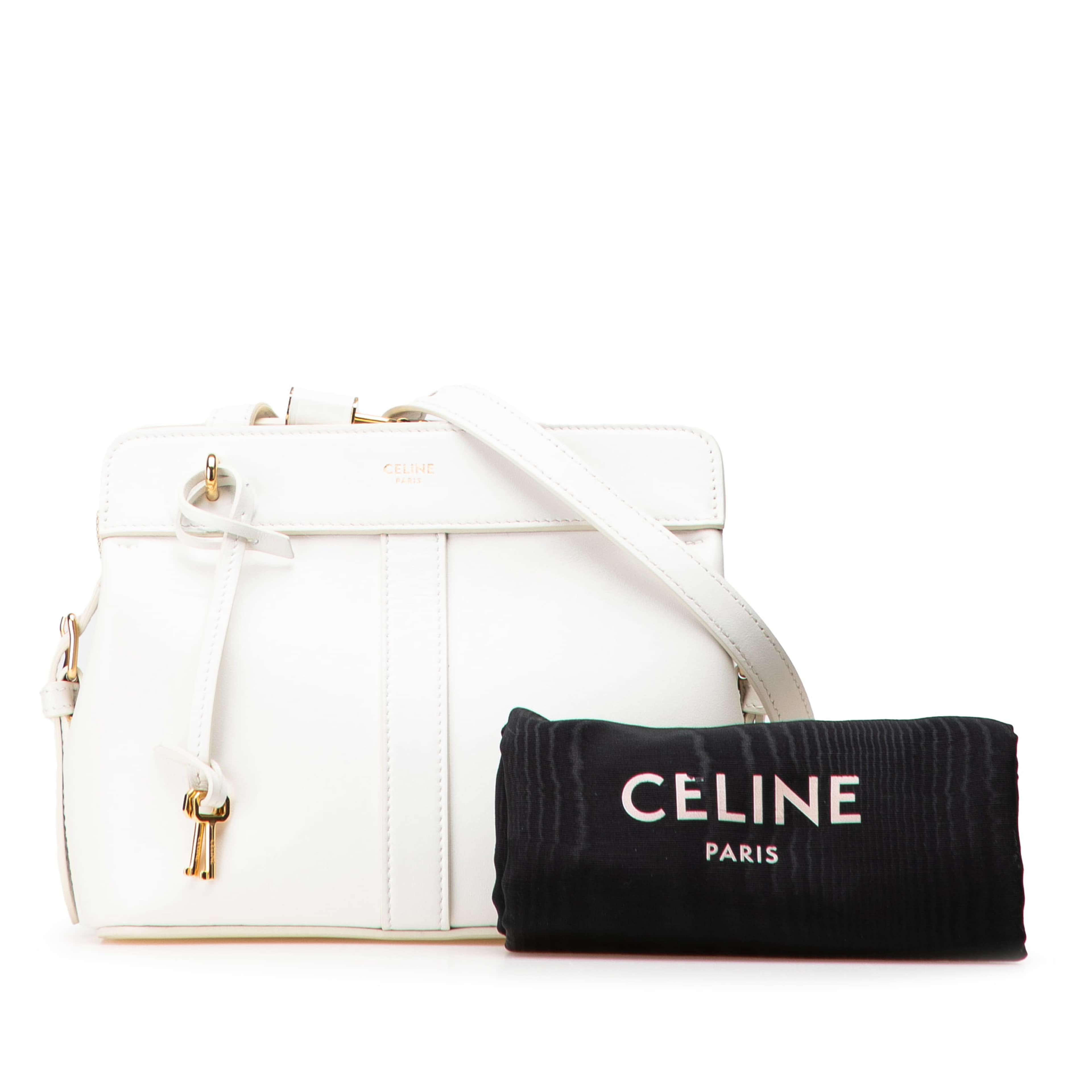 Celine Teen Leather Cabas De France Crossbody, från Luxclusif, i färgen vit. Klicka för att öppna bilden i stort format