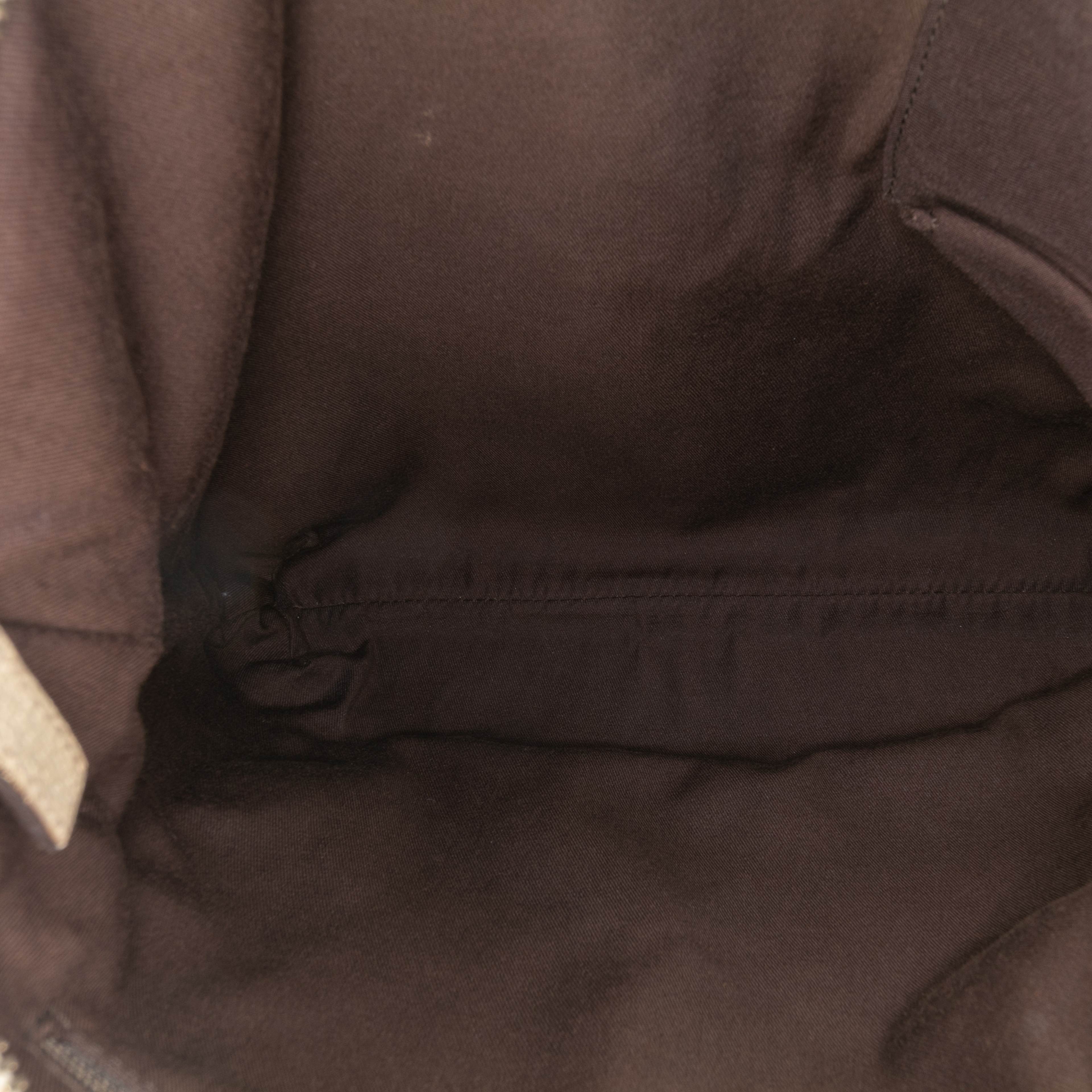 Gucci Gg Canvas Abbey D Ring Crossbody, från Luxclusif, i färgen beige. Klicka för att öppna bilden i stort format