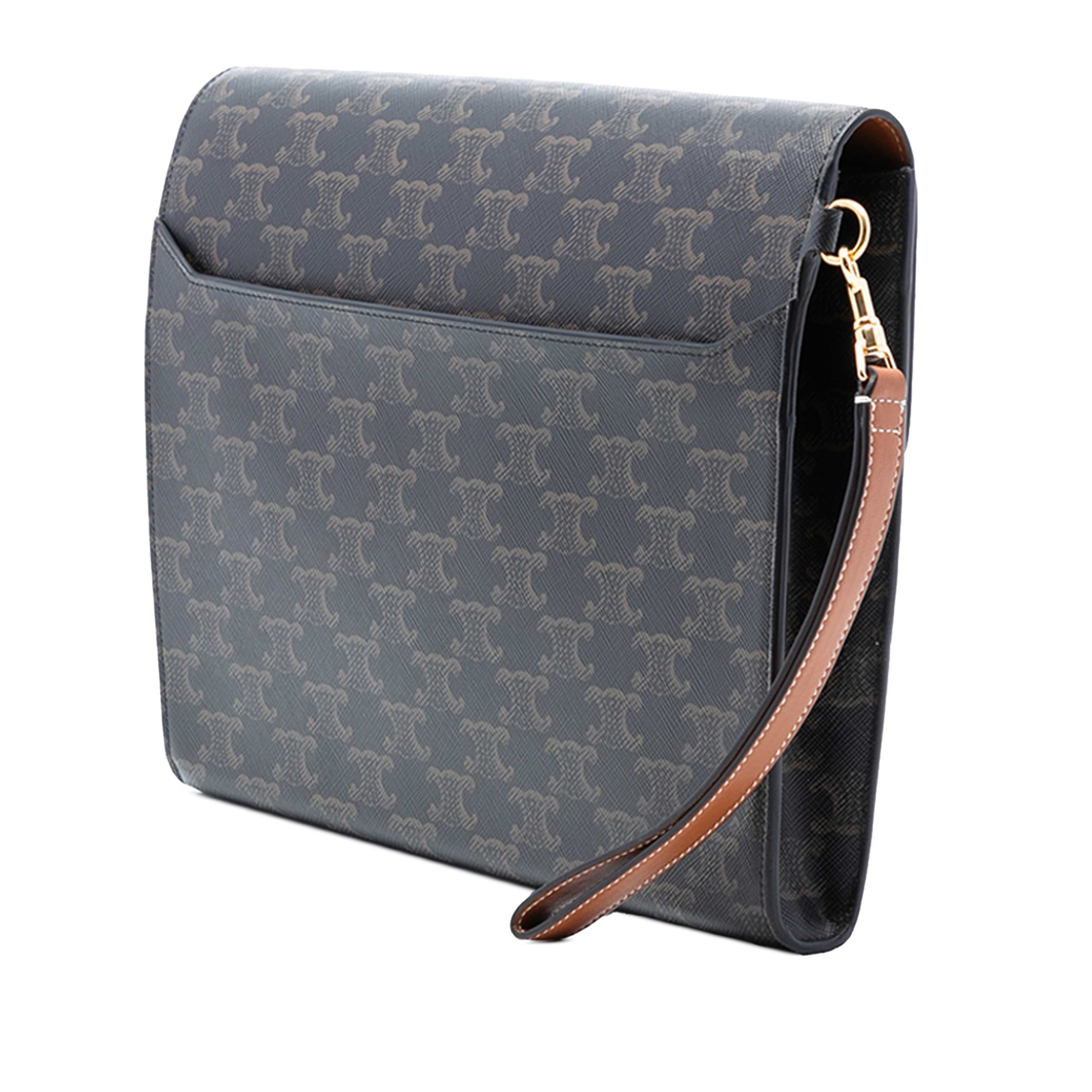 Celine Triomphe Coated Canvas Wristlet Flap Pouch, från Luxclusif, i färgen dark brown. Klicka för att öppna bilden i stort format