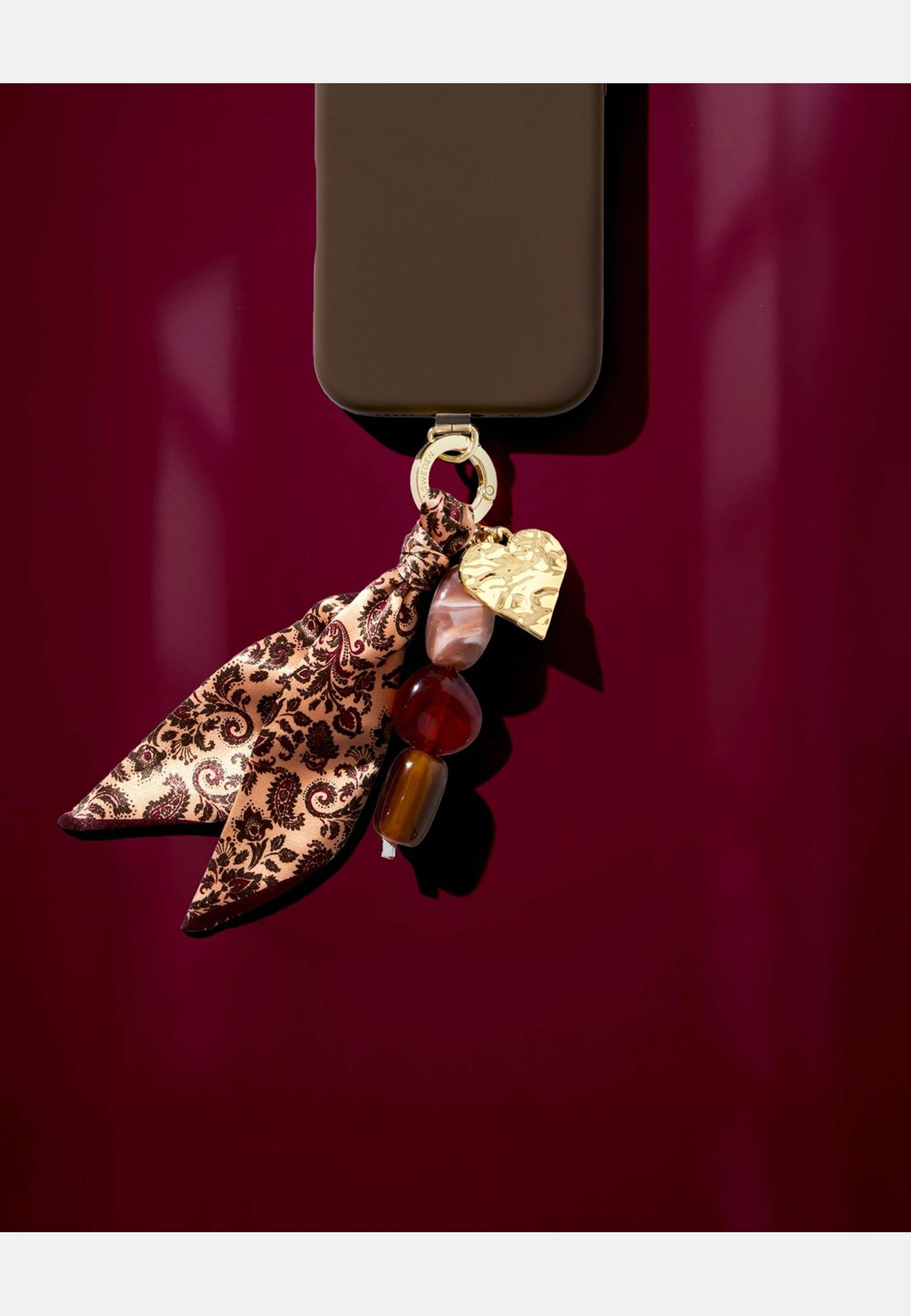 Bag Charm, från Ideal Of Sweden, i färgen multi. Klicka för att öppna bilden i stort format