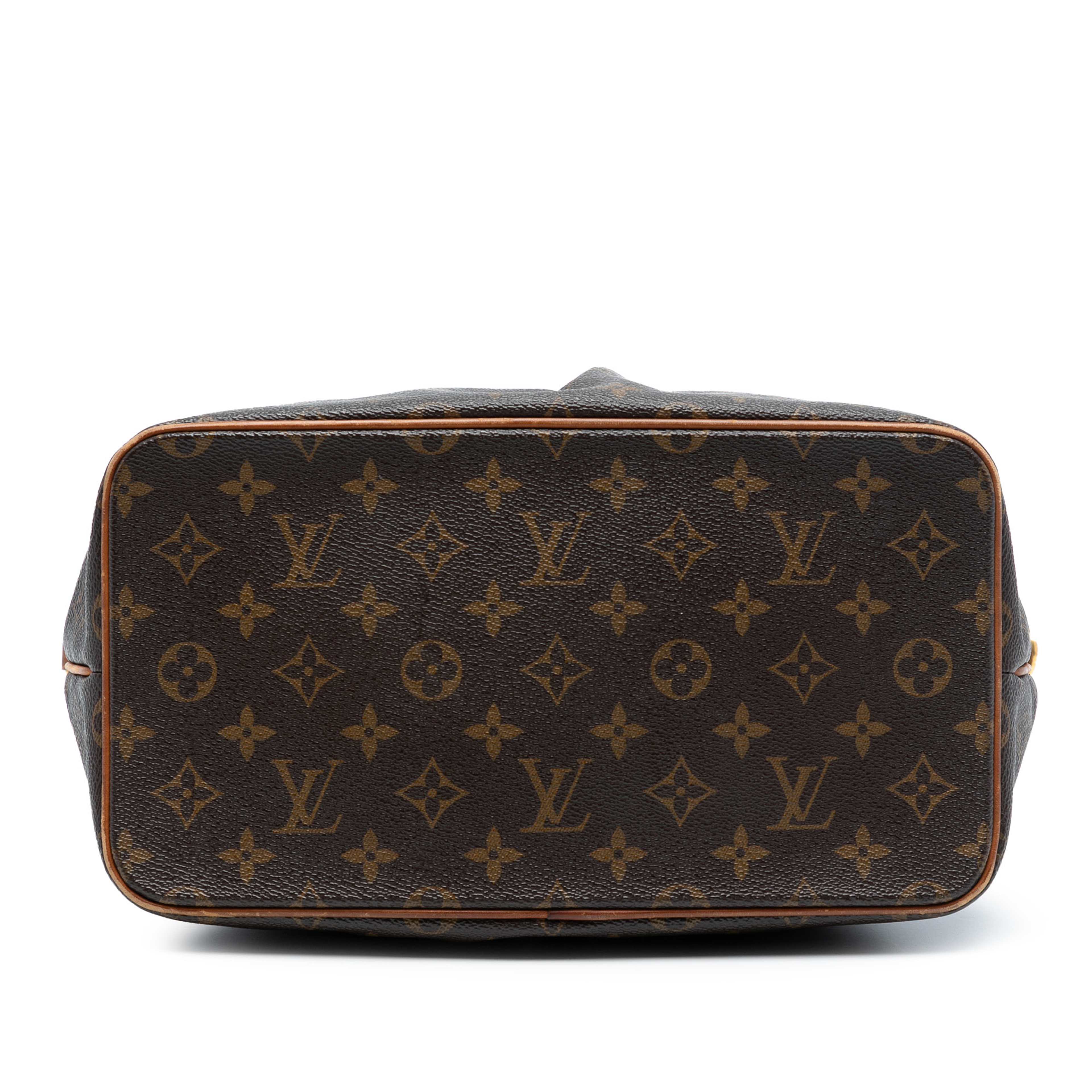 Louis Vuitton Monogram Palermo Pm, från Luxclusif, i färgen brown. Klicka för att öppna bilden i stort format