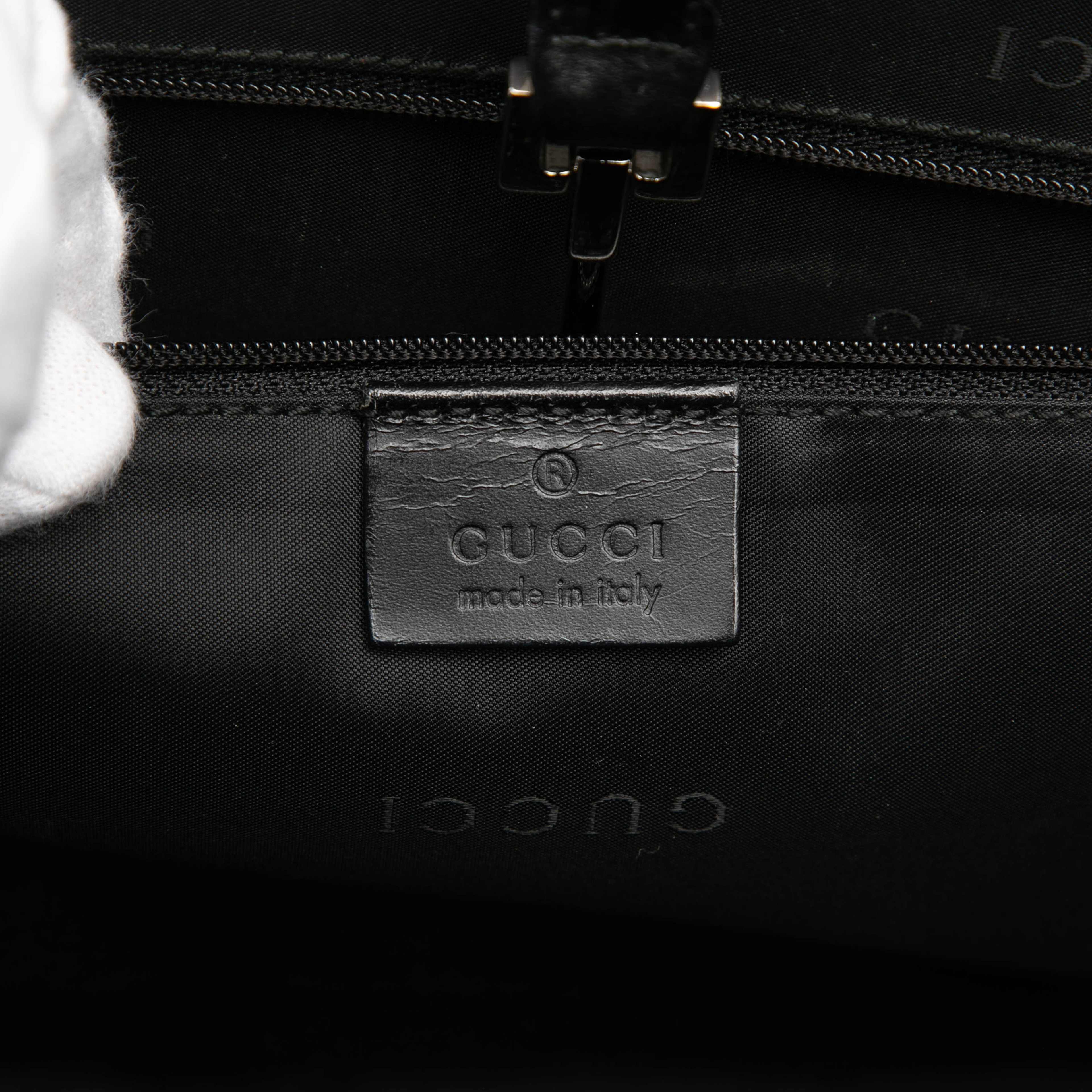 Gucci Gg Canvas Jackie Tote, från Luxclusif, i färgen black. Klicka för att öppna bilden i stort format