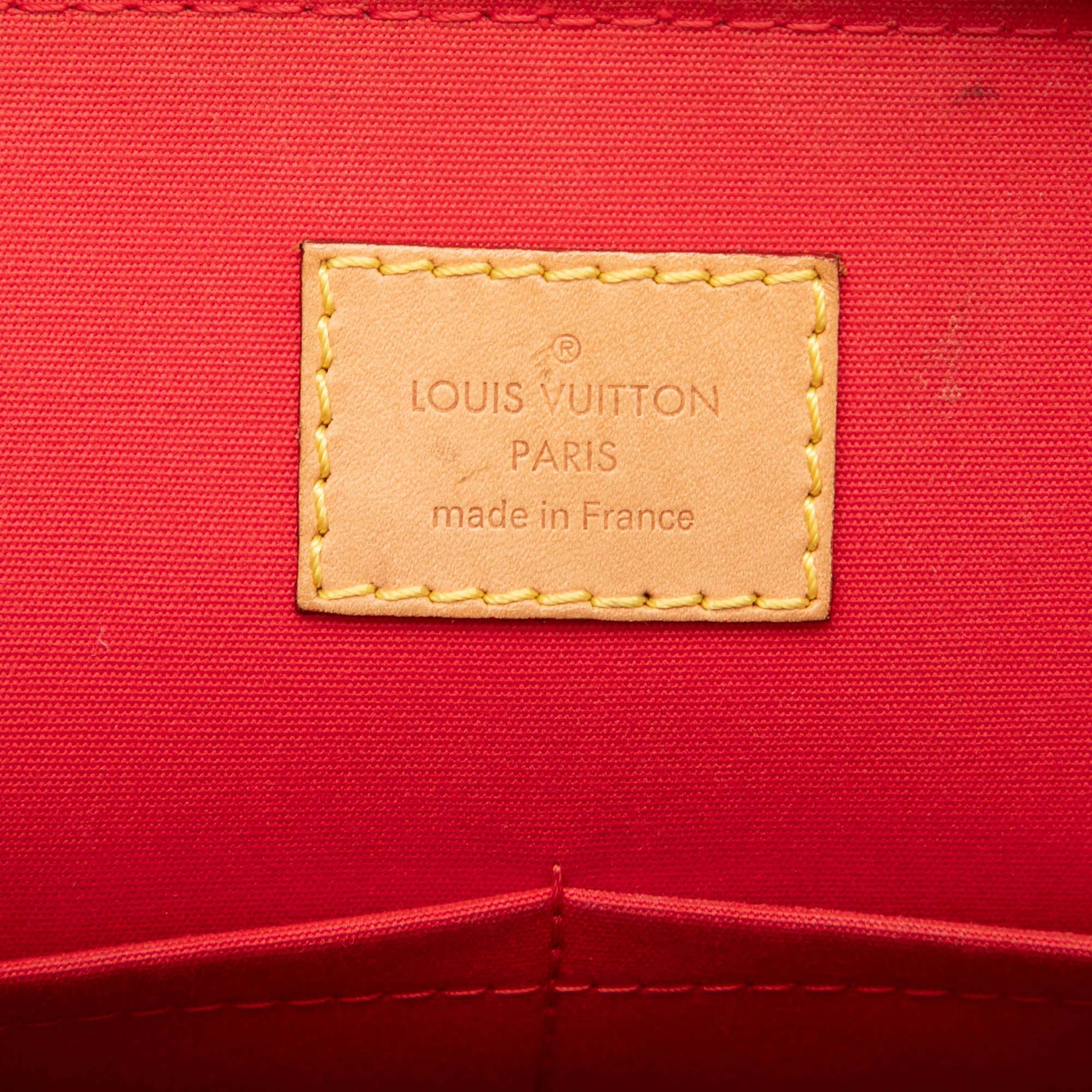 Louis Vuitton Monogram Vernis Alma Pm, från Luxclusif, i färgen red. Klicka för att öppna bilden i stort format