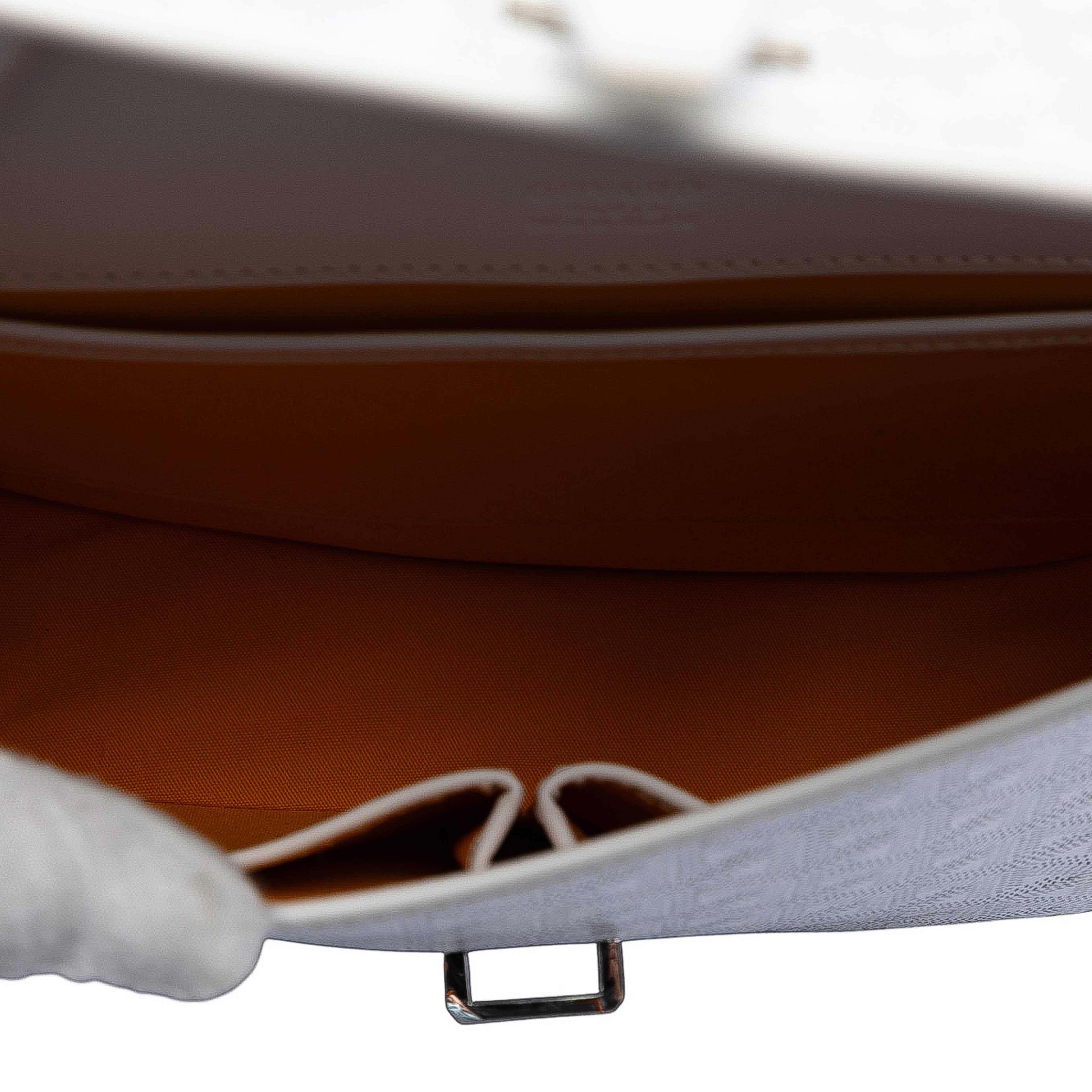 Goyard Goyardine Belvedere Ii Pm, från Luxclusif, i färgen white. Klicka för att öppna bilden i stort format