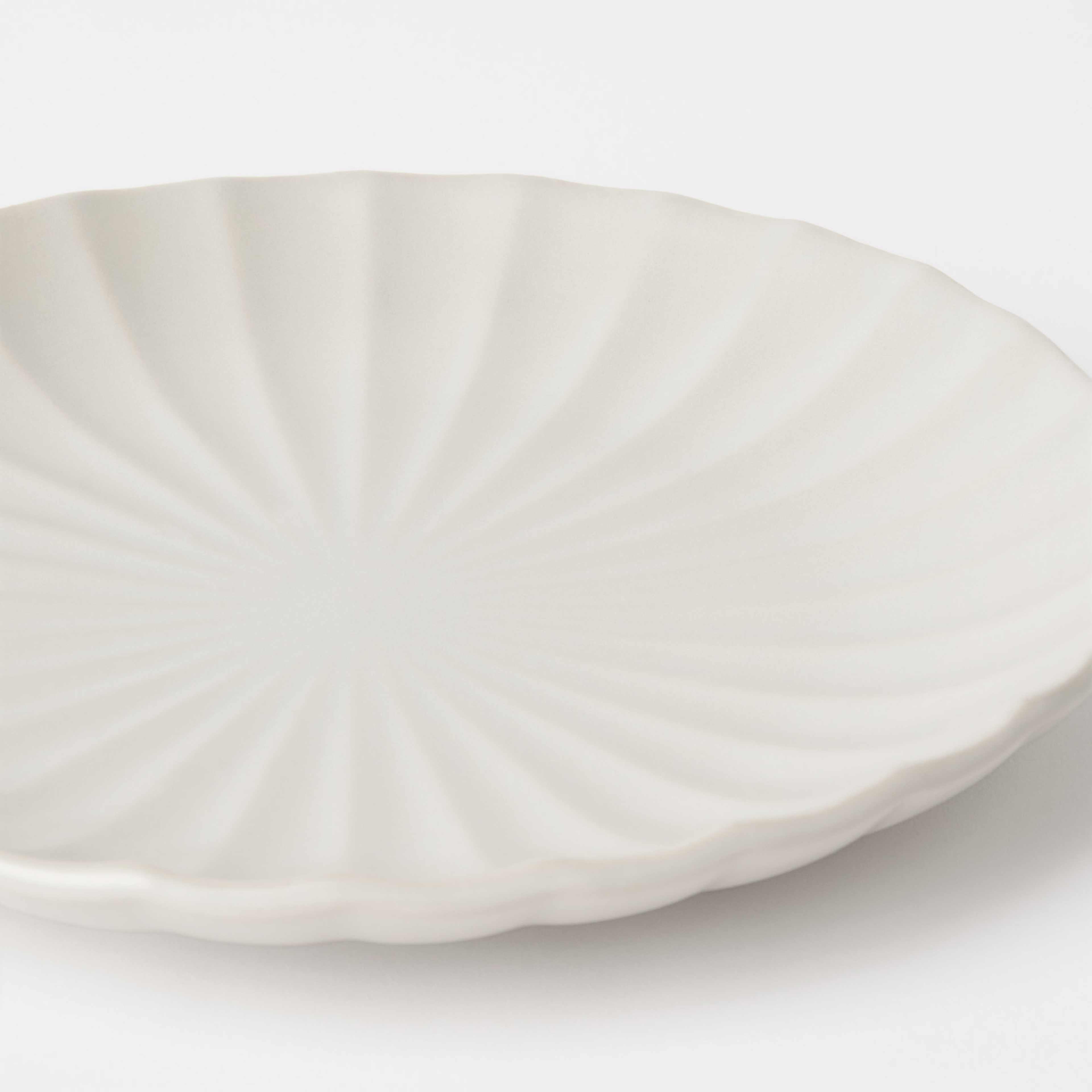 Assiett i stengods SHELLY 21,5 cm