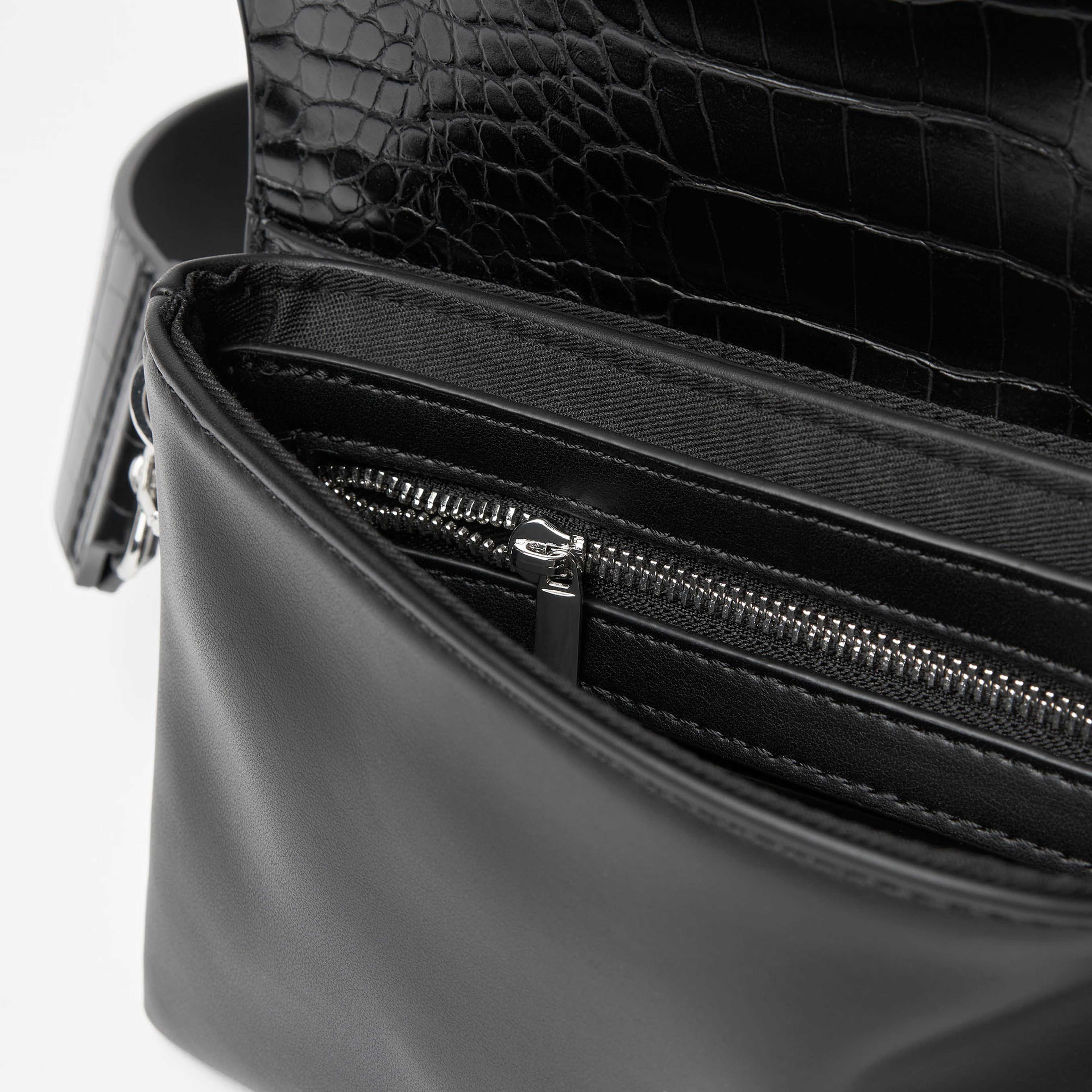 Crossbody PROPORTIONS