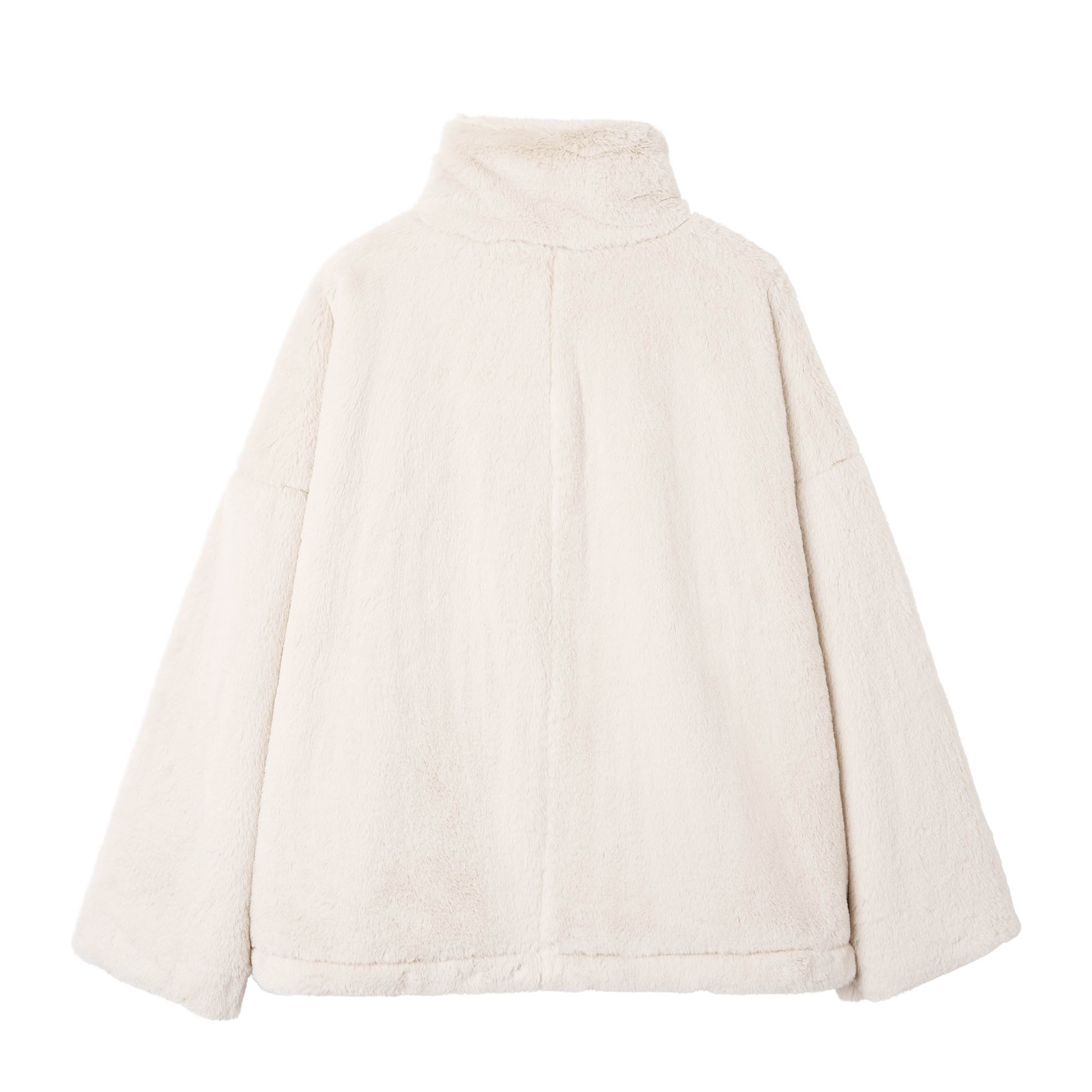 Jacka i fuskpäls JUNA, från Carin Wester, i färgen Cream. Klicka för att öppna bilden i stort format