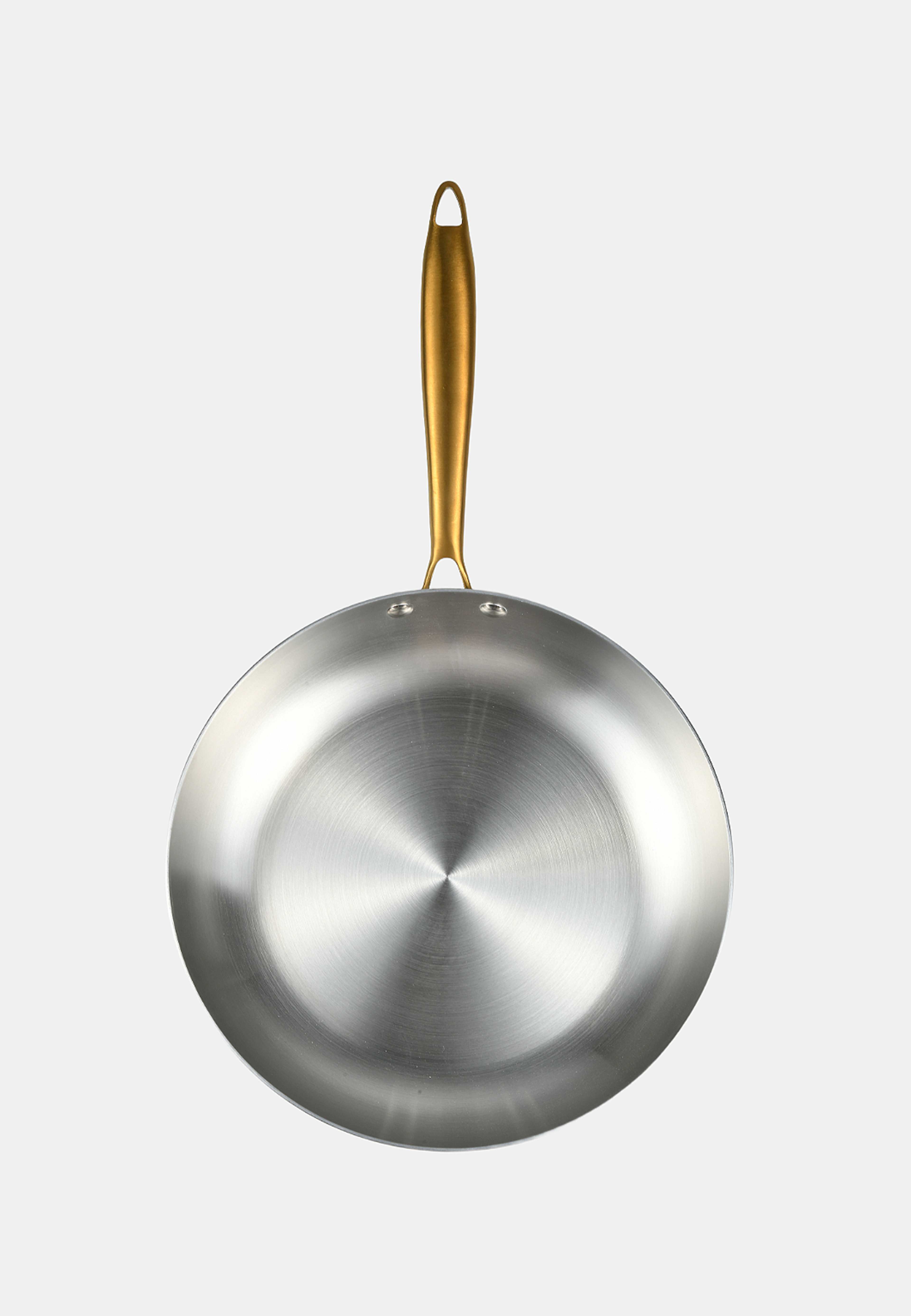 Stekpanna Morberg x Åhléns 28 cm, från Åhléns Home, i färgen Silver. Klicka för att öppna bilden i stort format