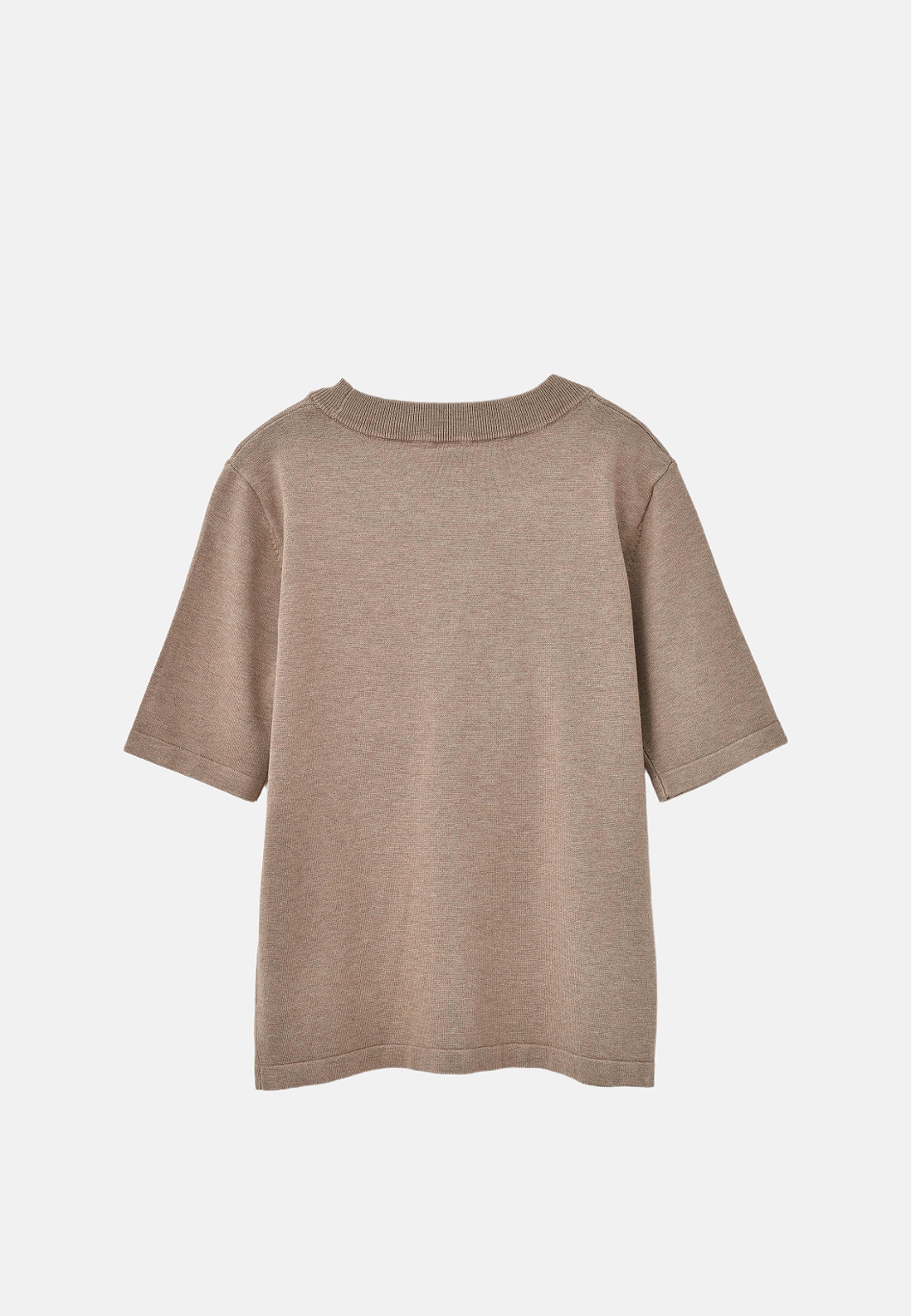 Kortärmad jumper KARIN, från Å WOMAN, i färgen Mole Mel. Klicka för att öppna bilden i stort format