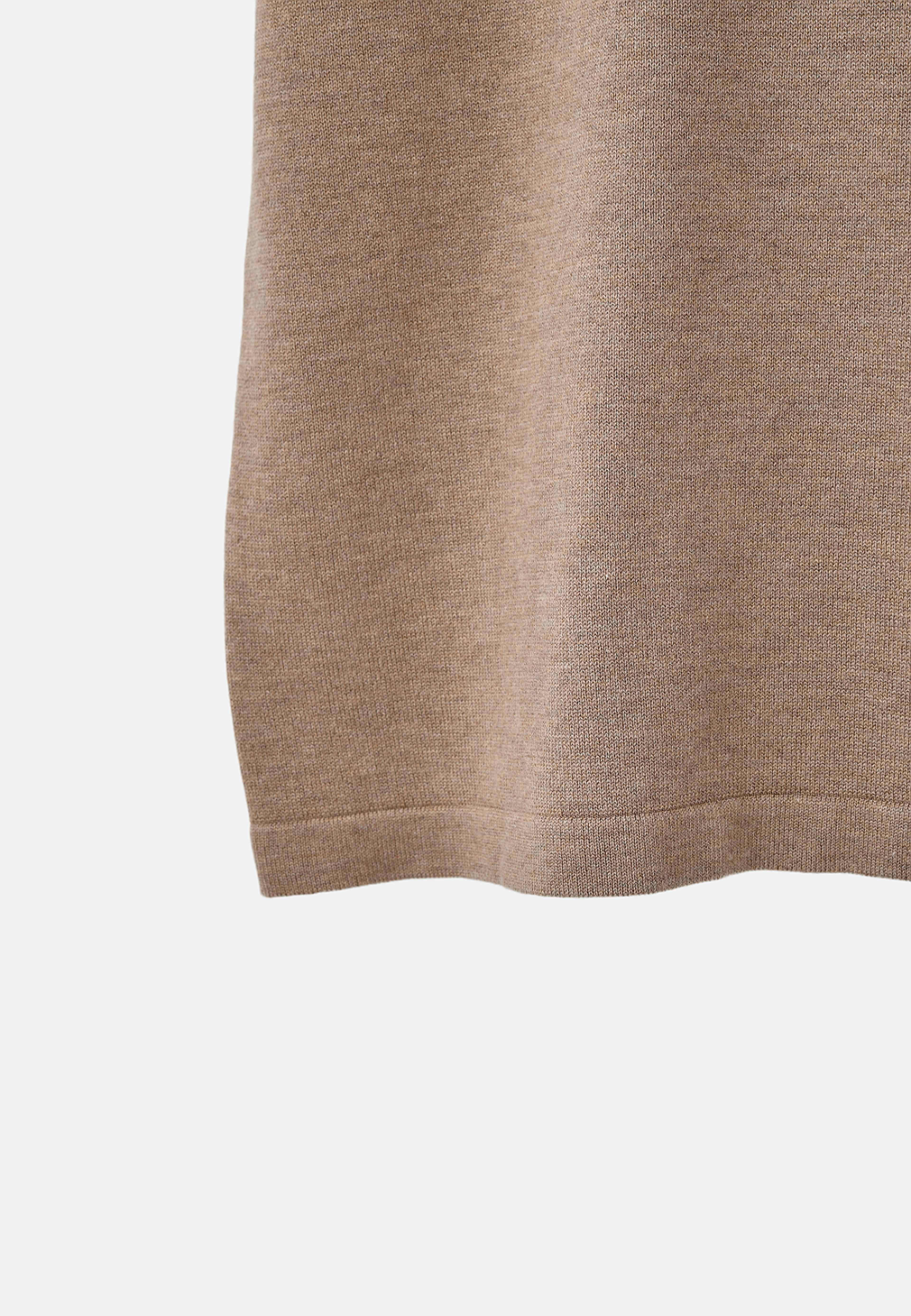 Kortärmad jumper KARIN, från Å WOMAN, i färgen Mole Mel. Klicka för att öppna bilden i stort format