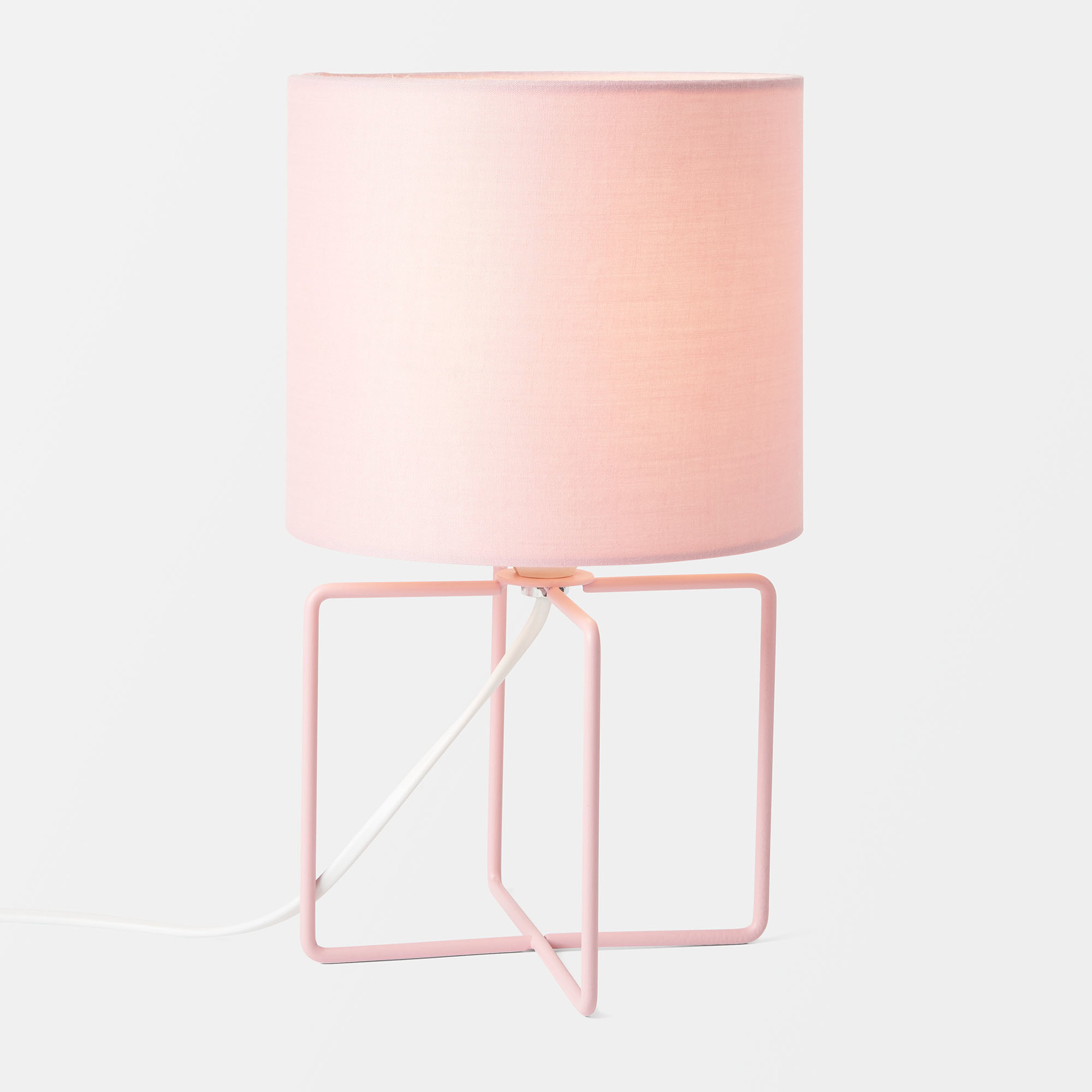 Bordslampa MIA, från Åhléns Home, i färgen Pink. Klicka för att öppna bilden i stort format