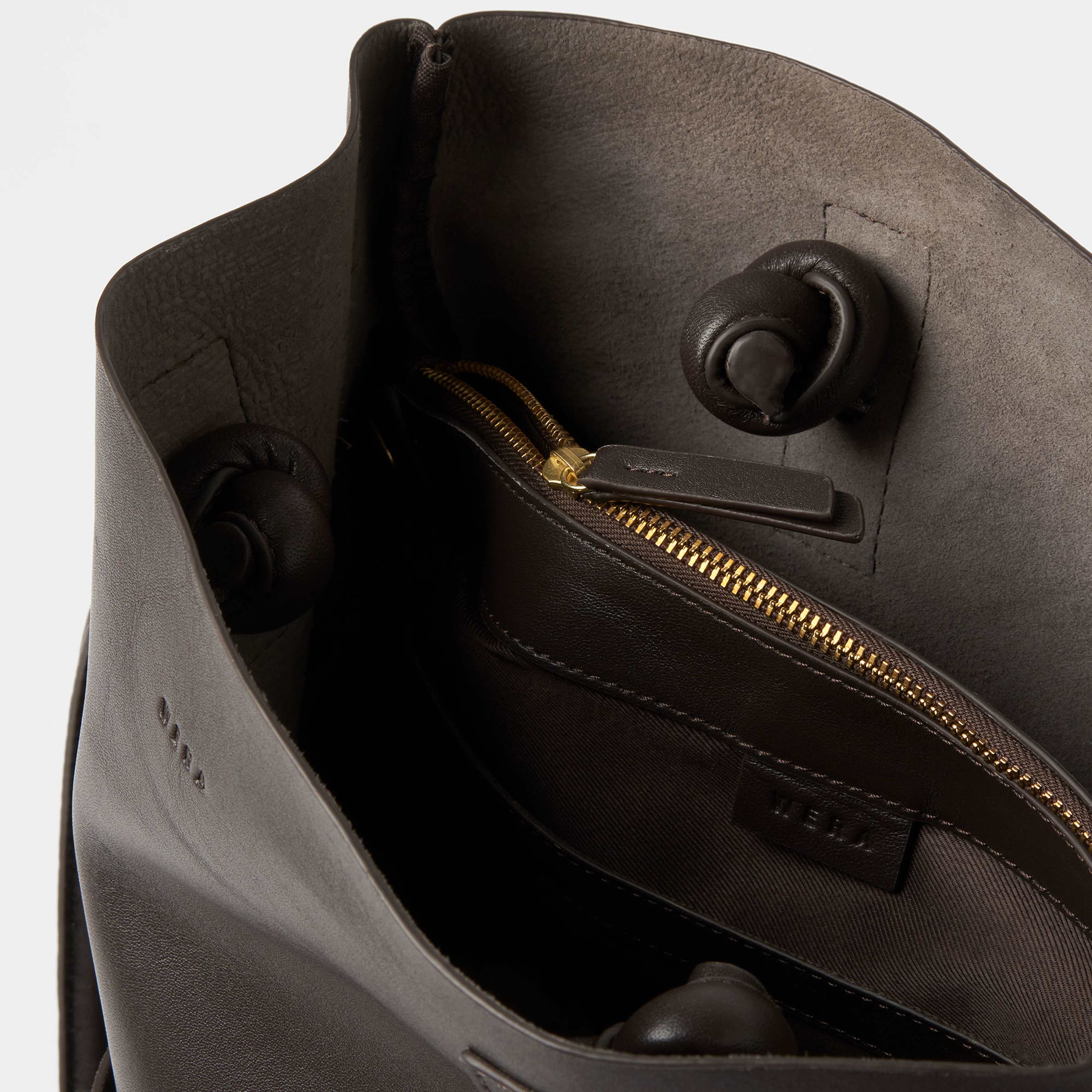 Bucket bag i skinn SPANY