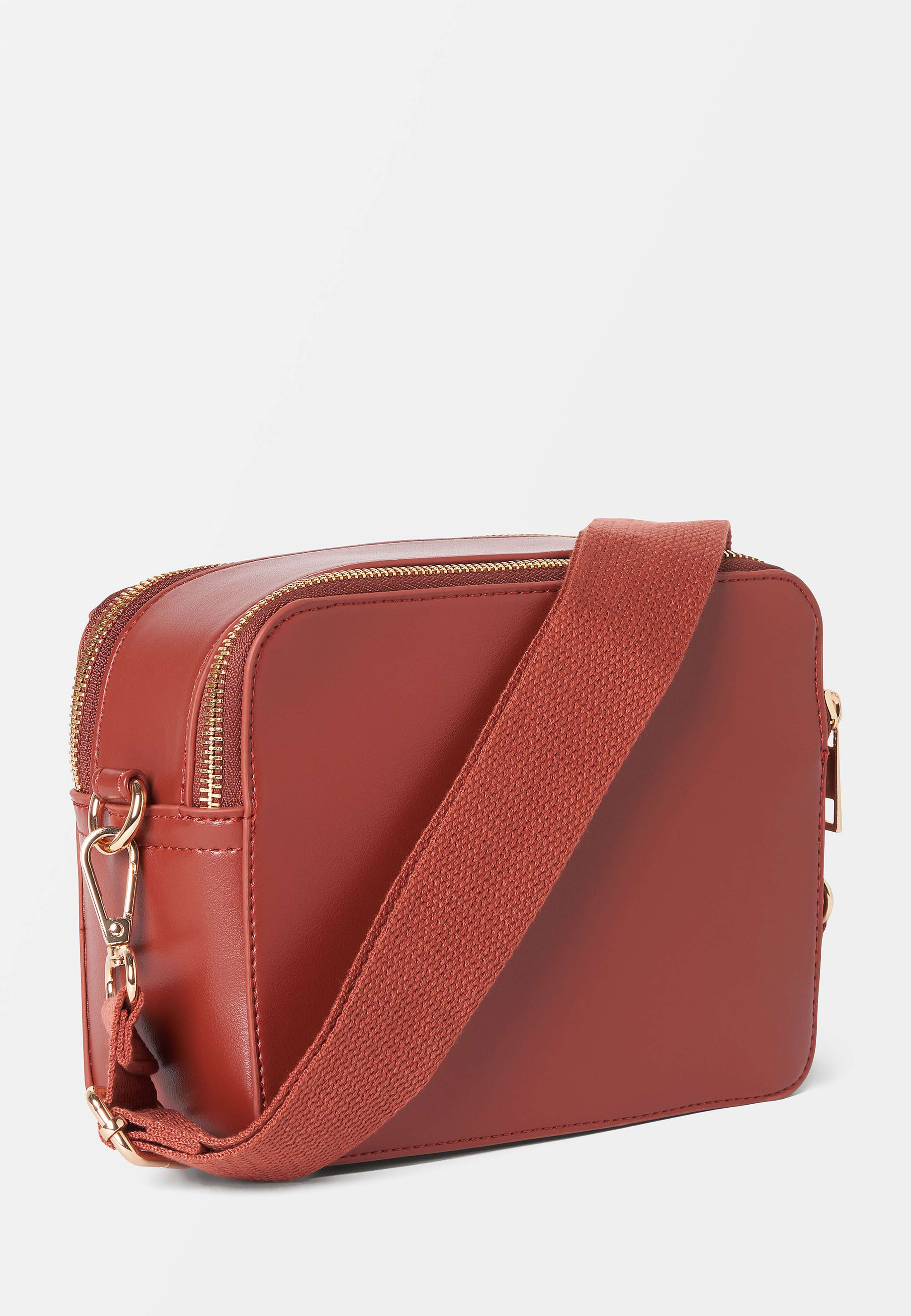 Crossbody ISA