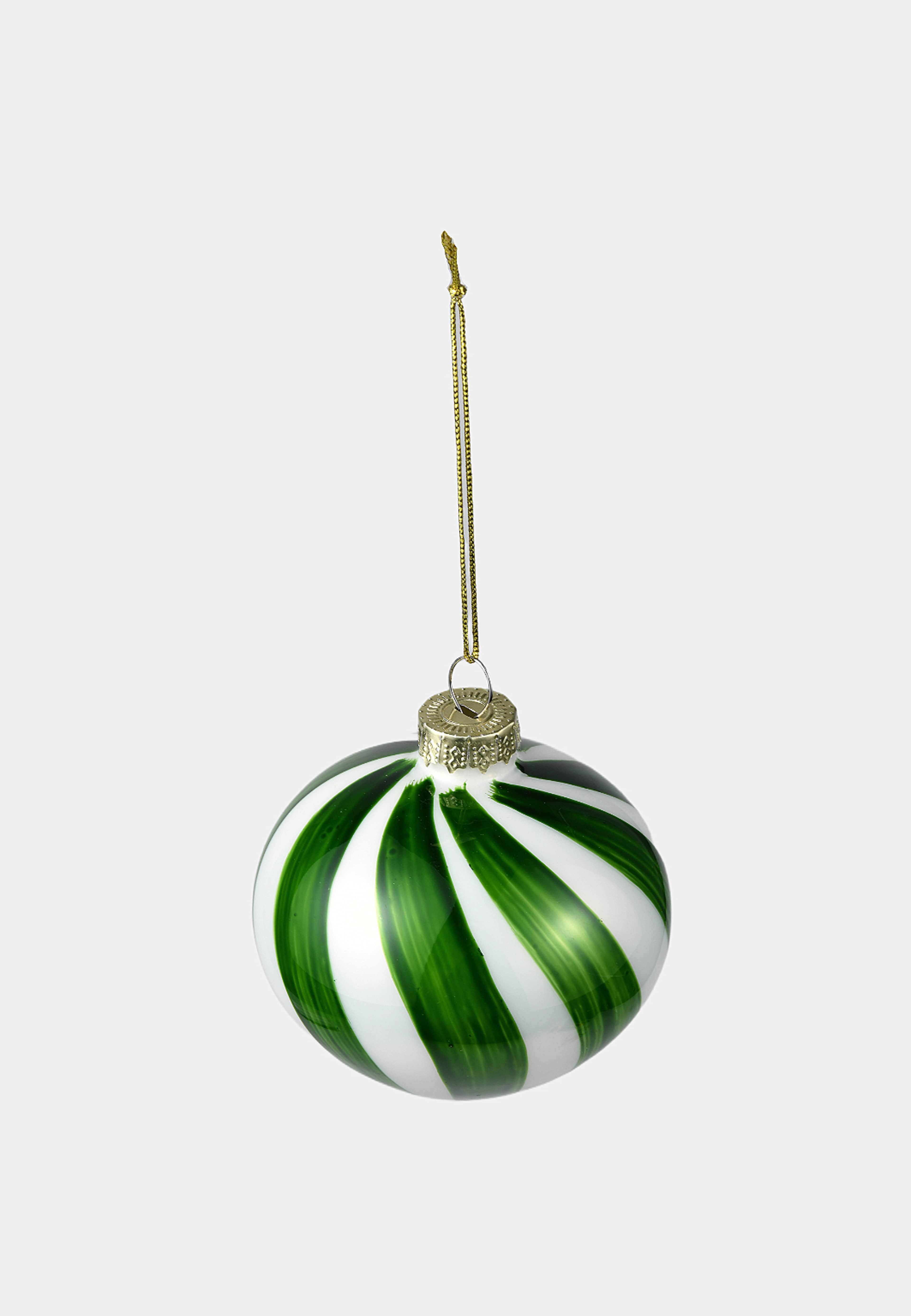Julgranskula i glas SWIRL 8 cm, från Åhléns Home, i färgen Green/White. Klicka för att öppna bilden i stort format