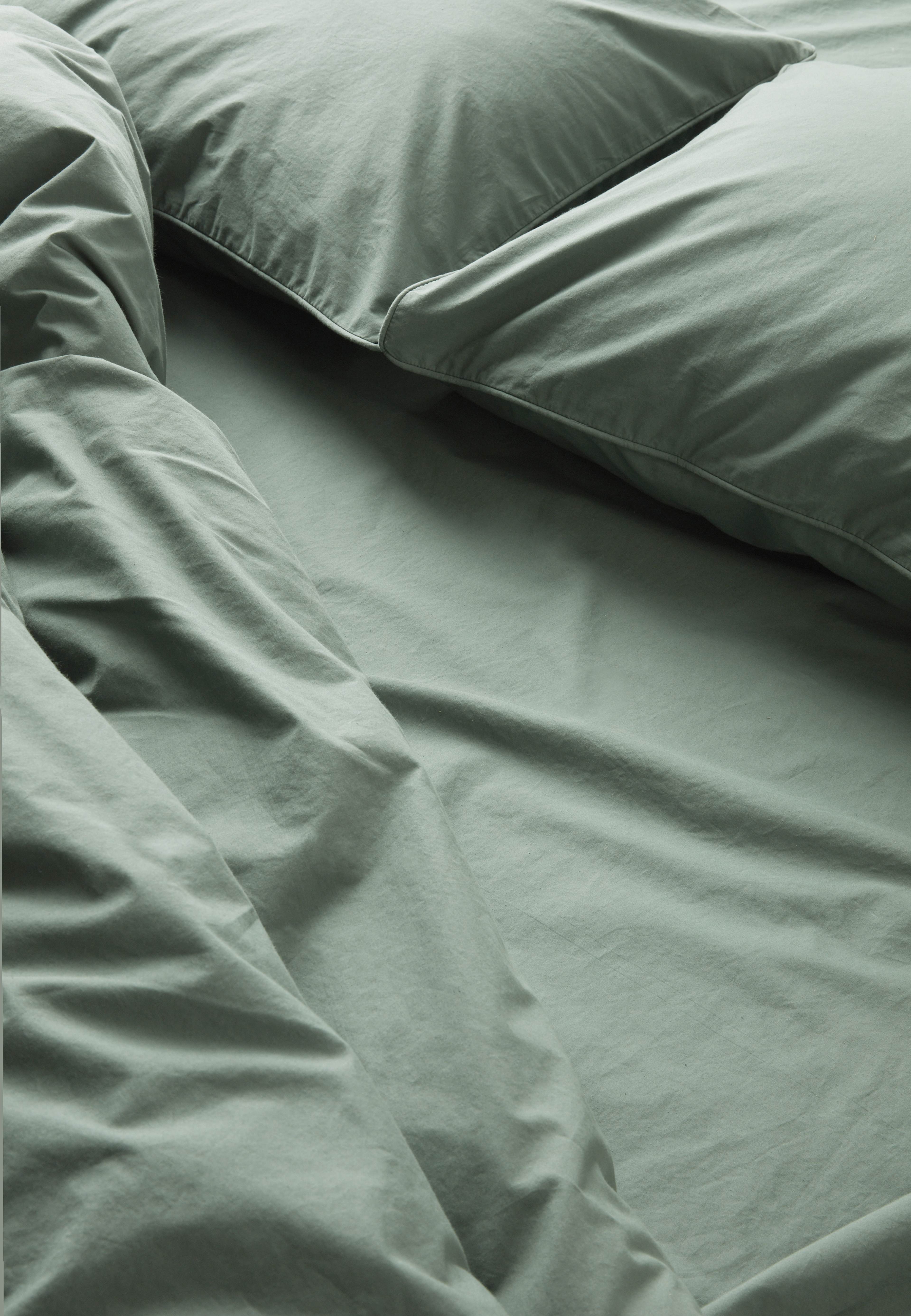 Enfärgat bäddset i percale 220x210 cm