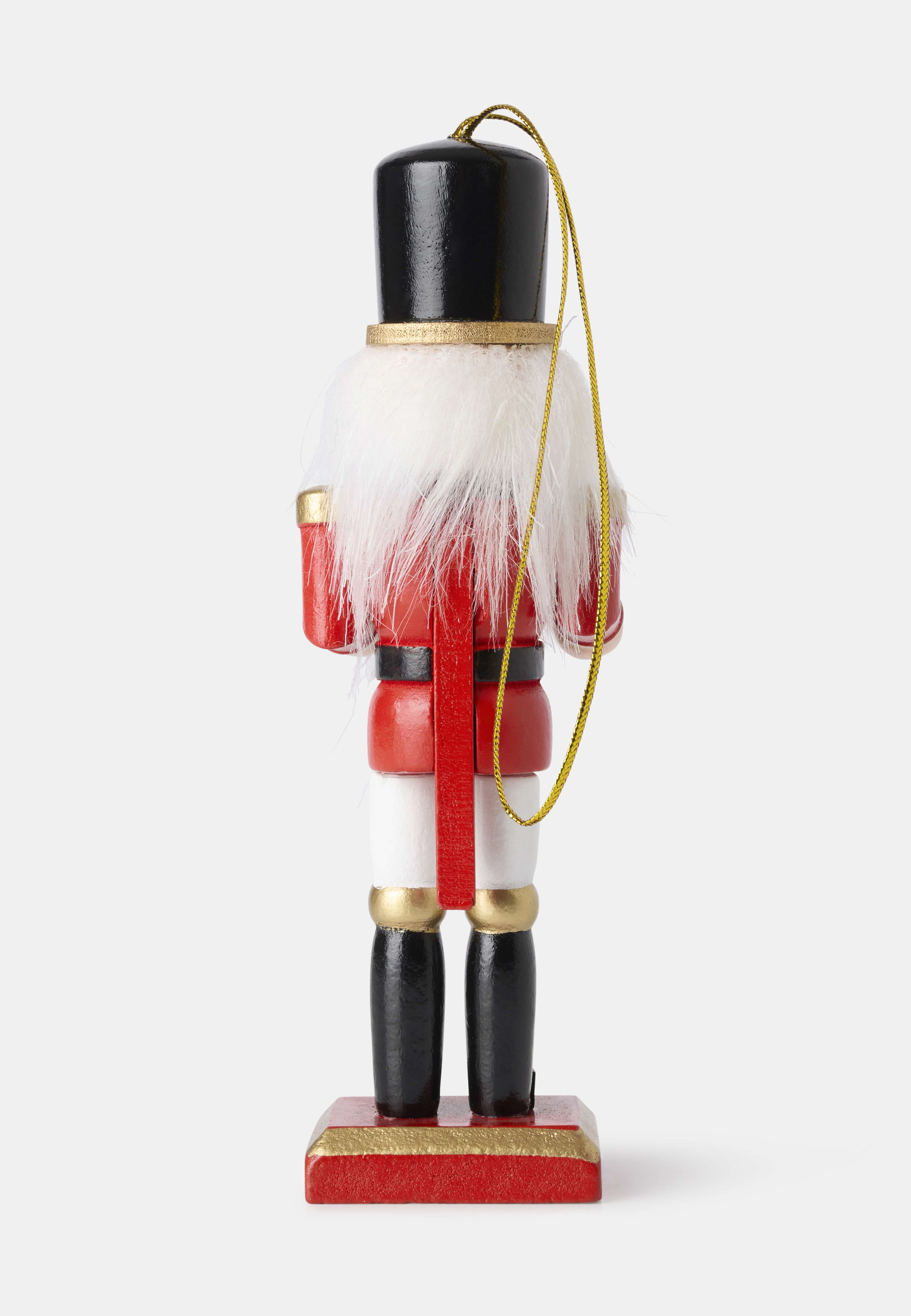 Julgranshänge i trä NUTCRACKER, från Åhléns Home, i färgen Red/Black. Klicka för att öppna bilden i stort format