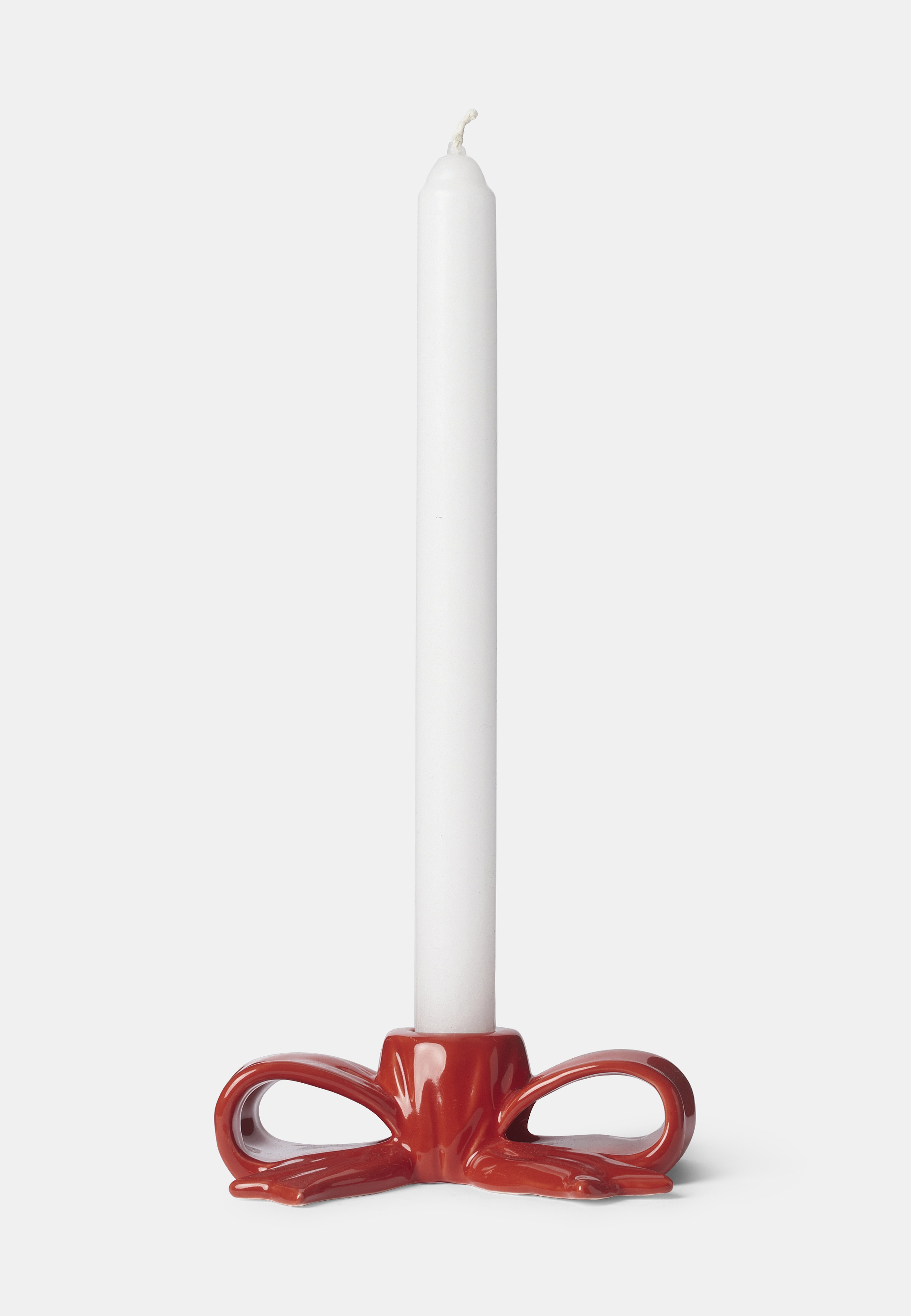 Ljusstake i stengods BOWIE, från Åhléns Home, i färgen Red. Klicka för att öppna bilden i stort format