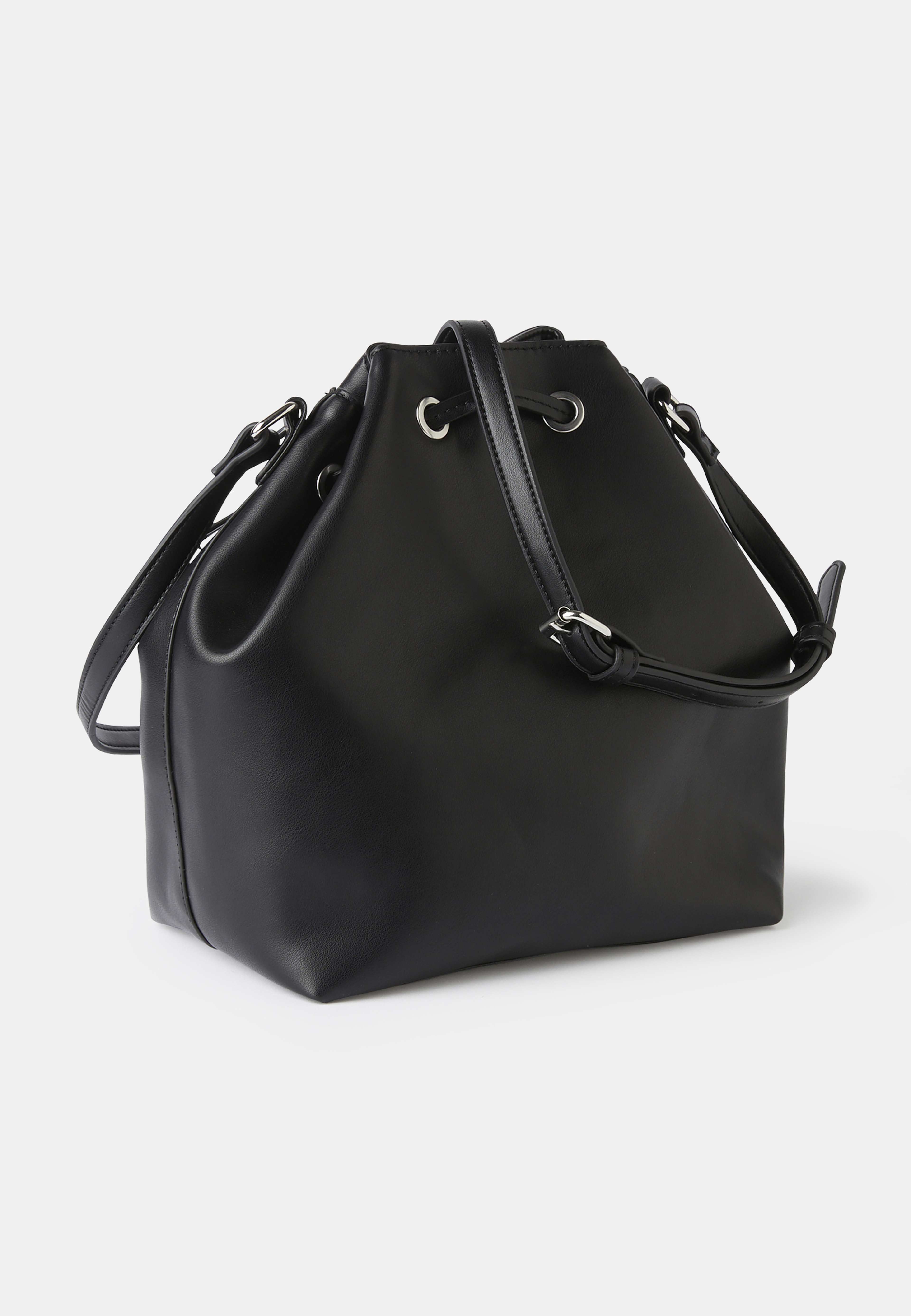 Bucket bag med dragsko ALI