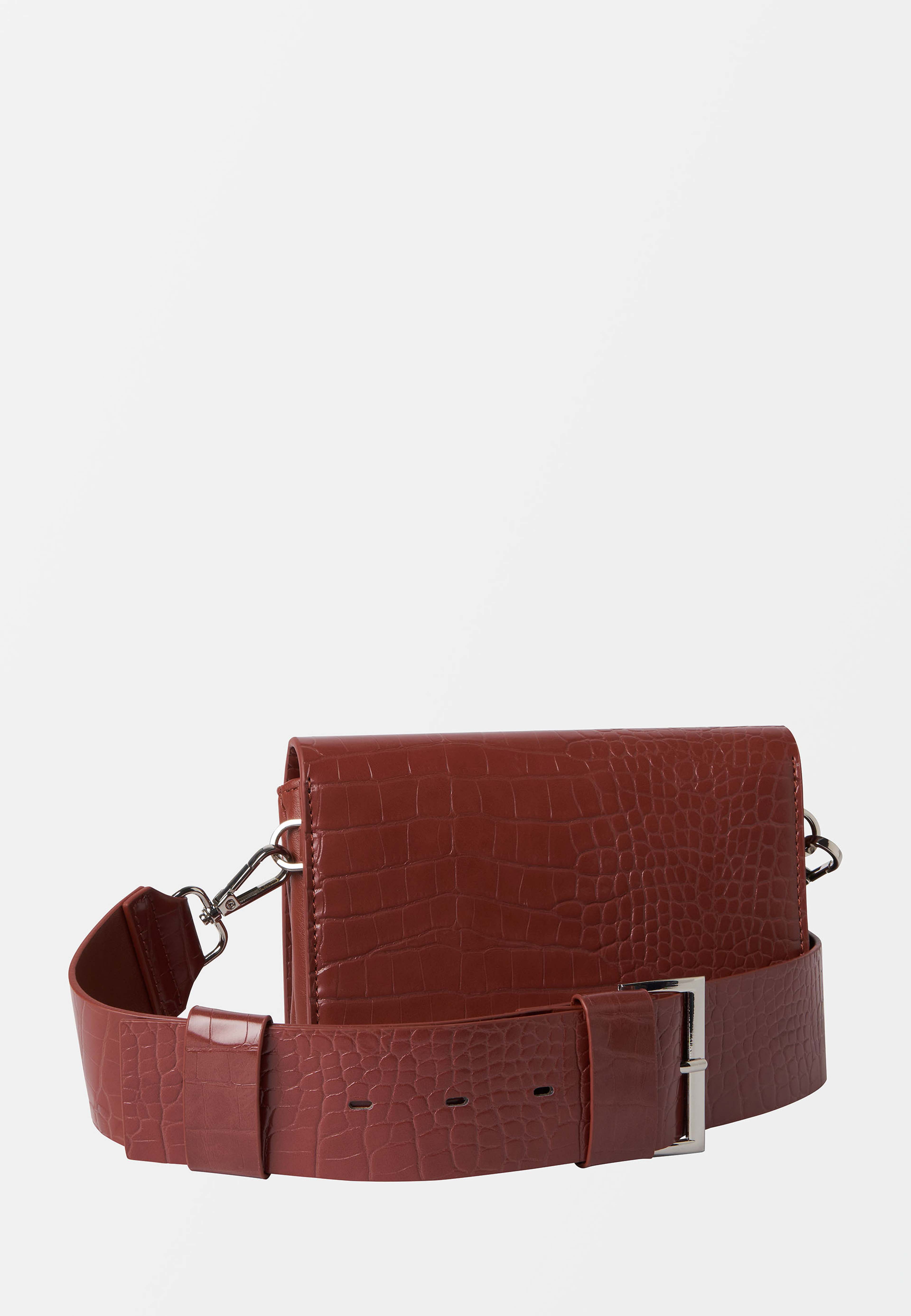 Crossbody PROPORTIONS