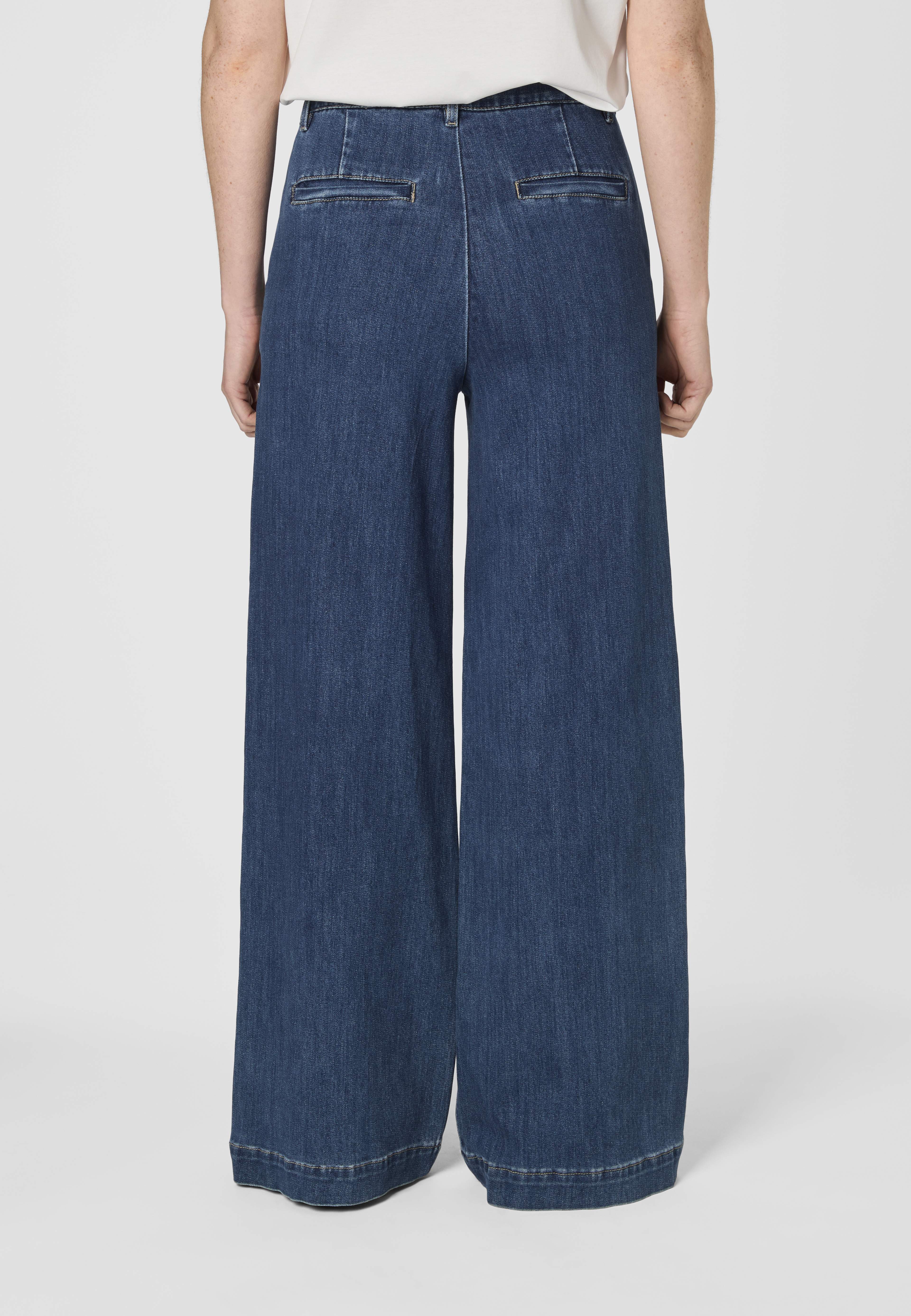 Vida jeans DARIA, från Wera, i färgen Denim Blue. Klicka för att öppna bilden i stort format